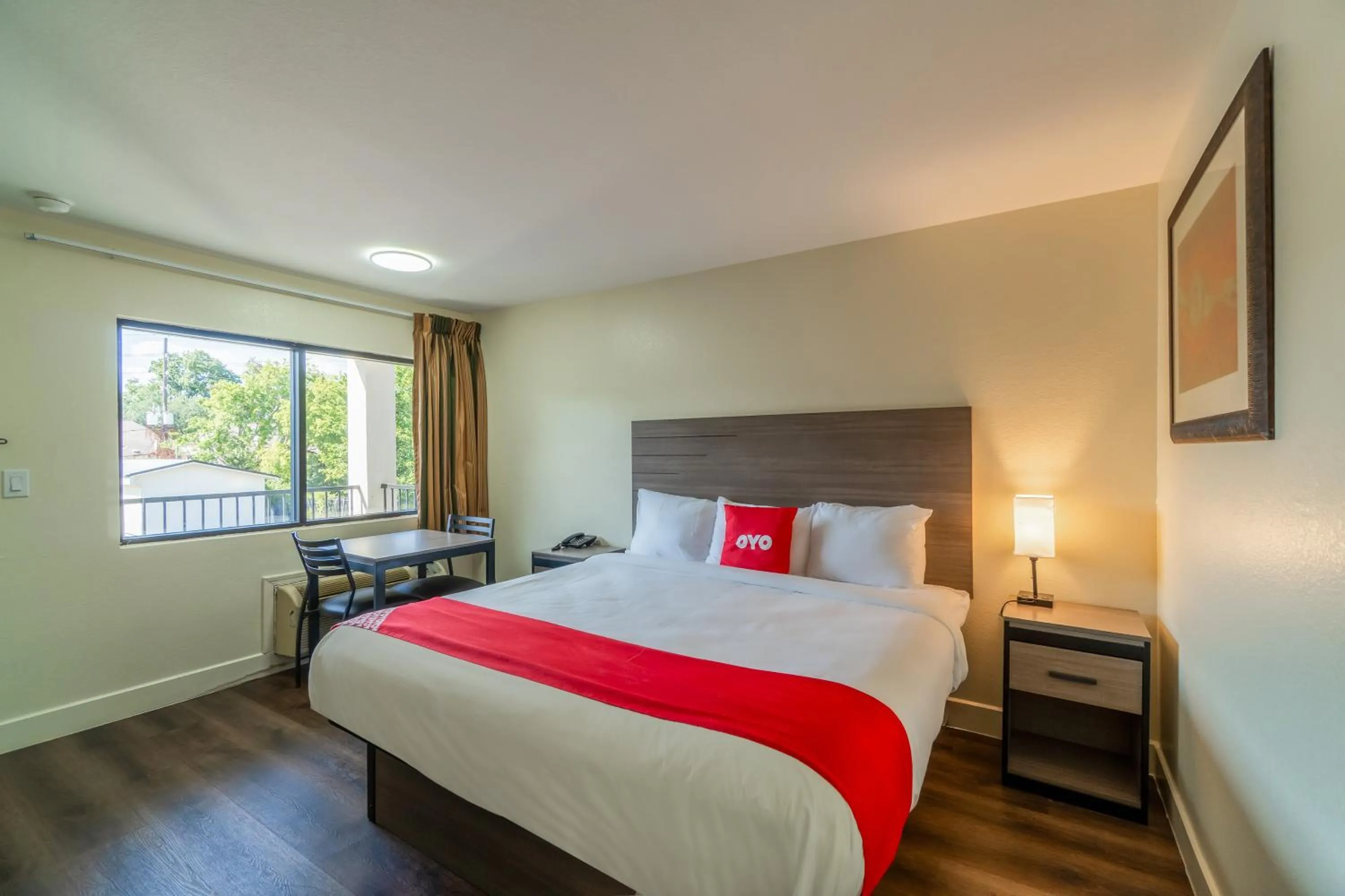 Bedroom, Bed in OYO Hotel Houston N Fm-1960 Champions TX