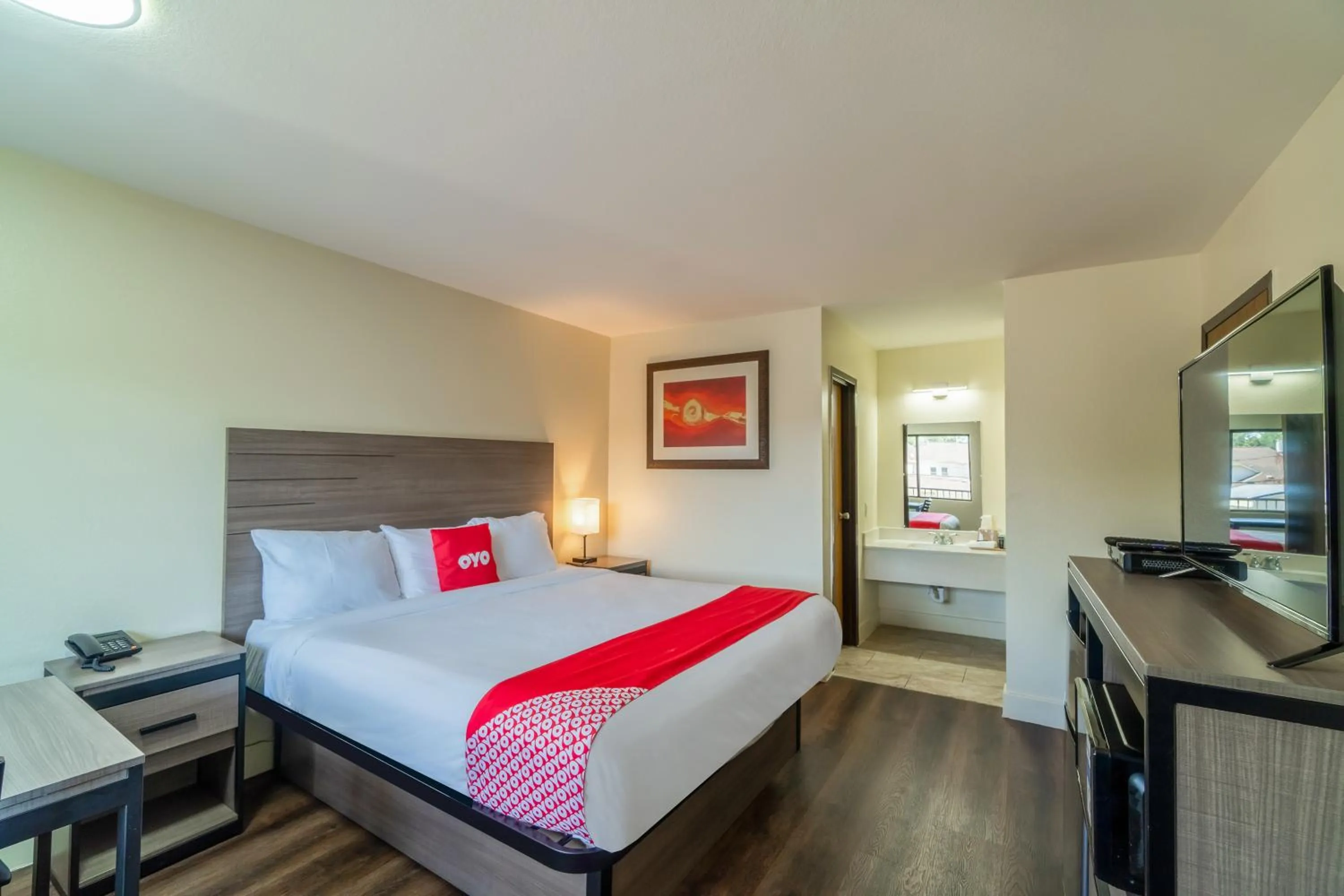 Bedroom, Bed in OYO Hotel Houston N Fm-1960 Champions TX