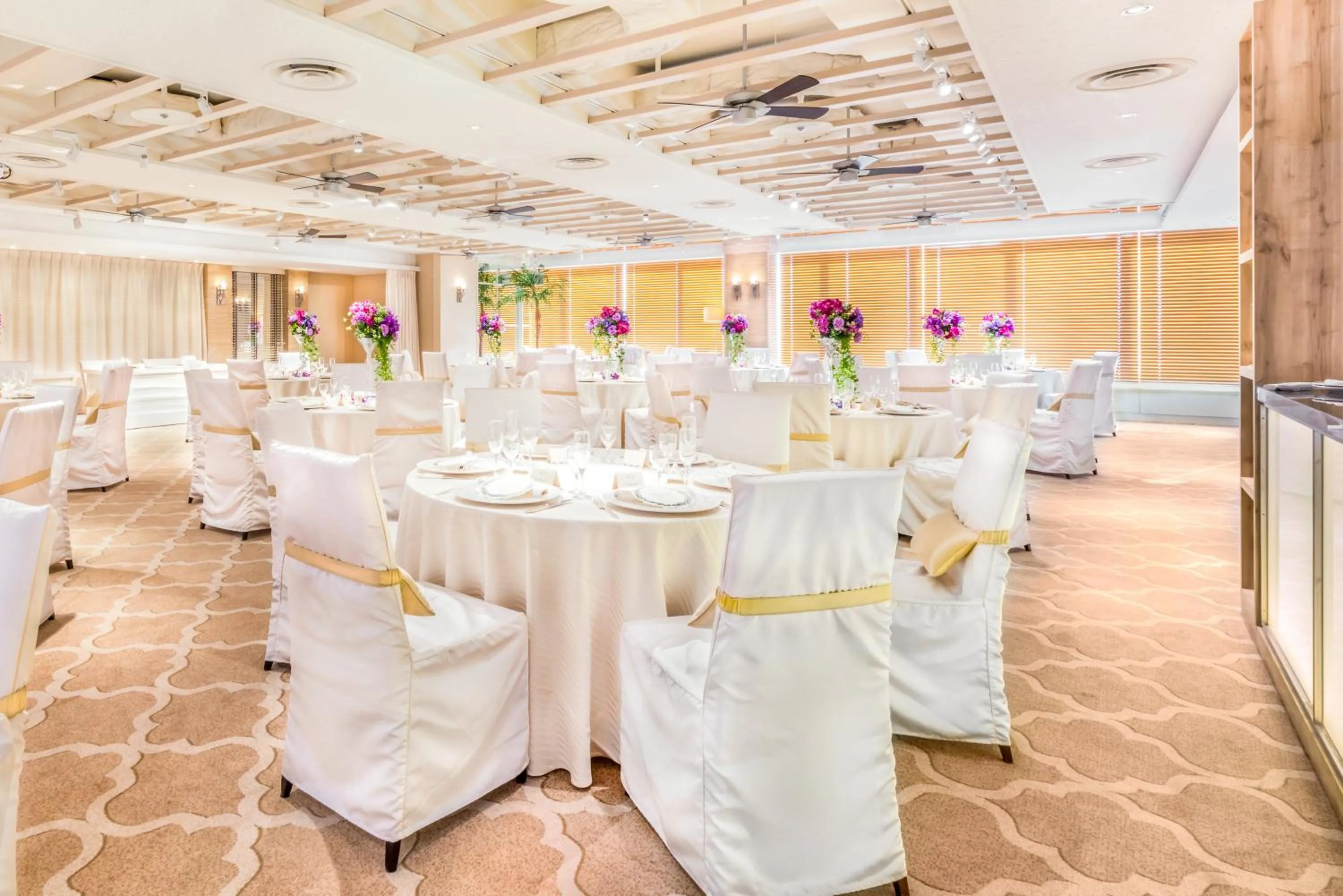 Meeting/conference room in ANA Crowne Plaza Kumamoto New Sky by IHG