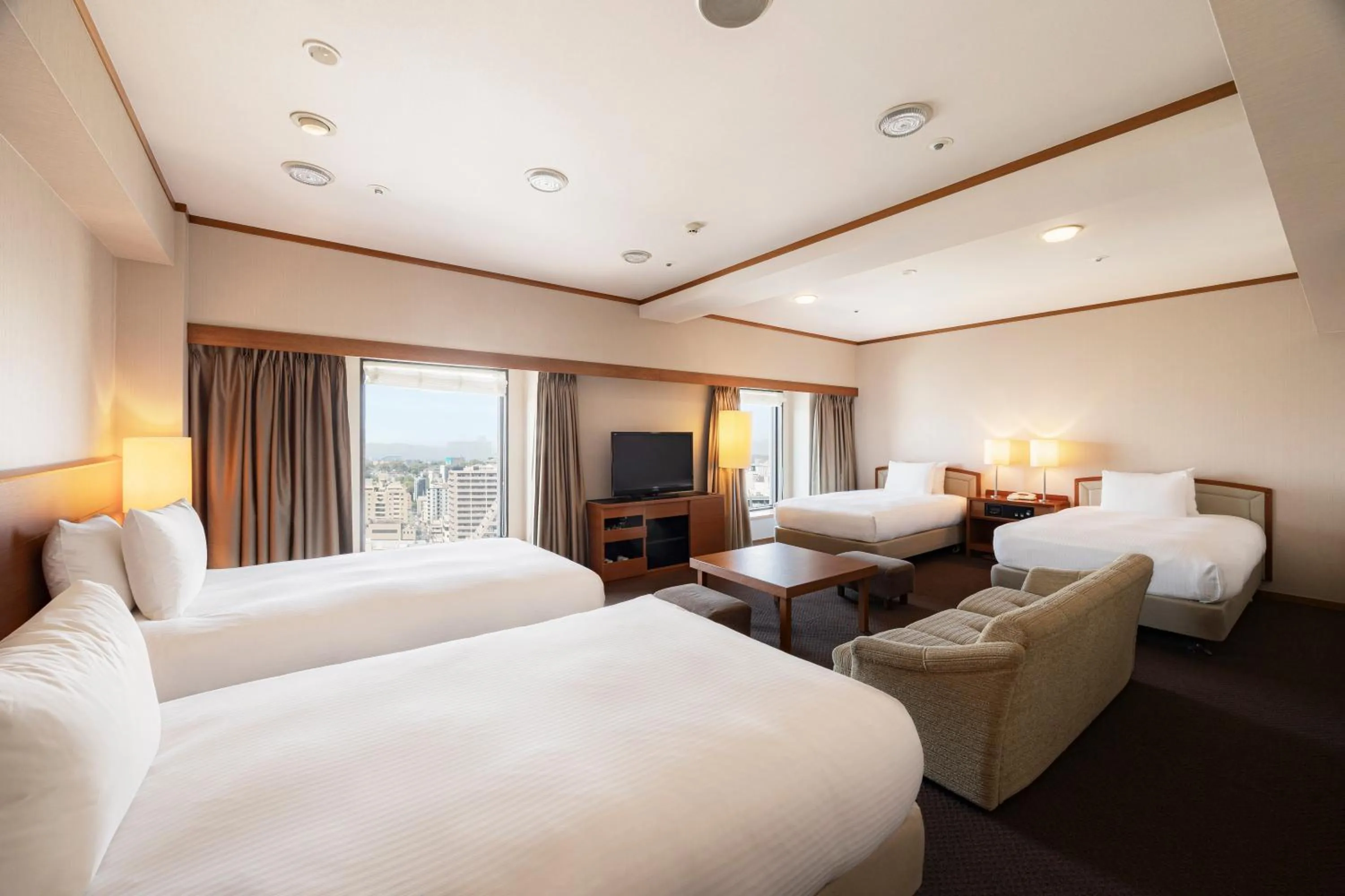 Photo of the whole room, Bed in ANA Crowne Plaza Kumamoto New Sky by IHG