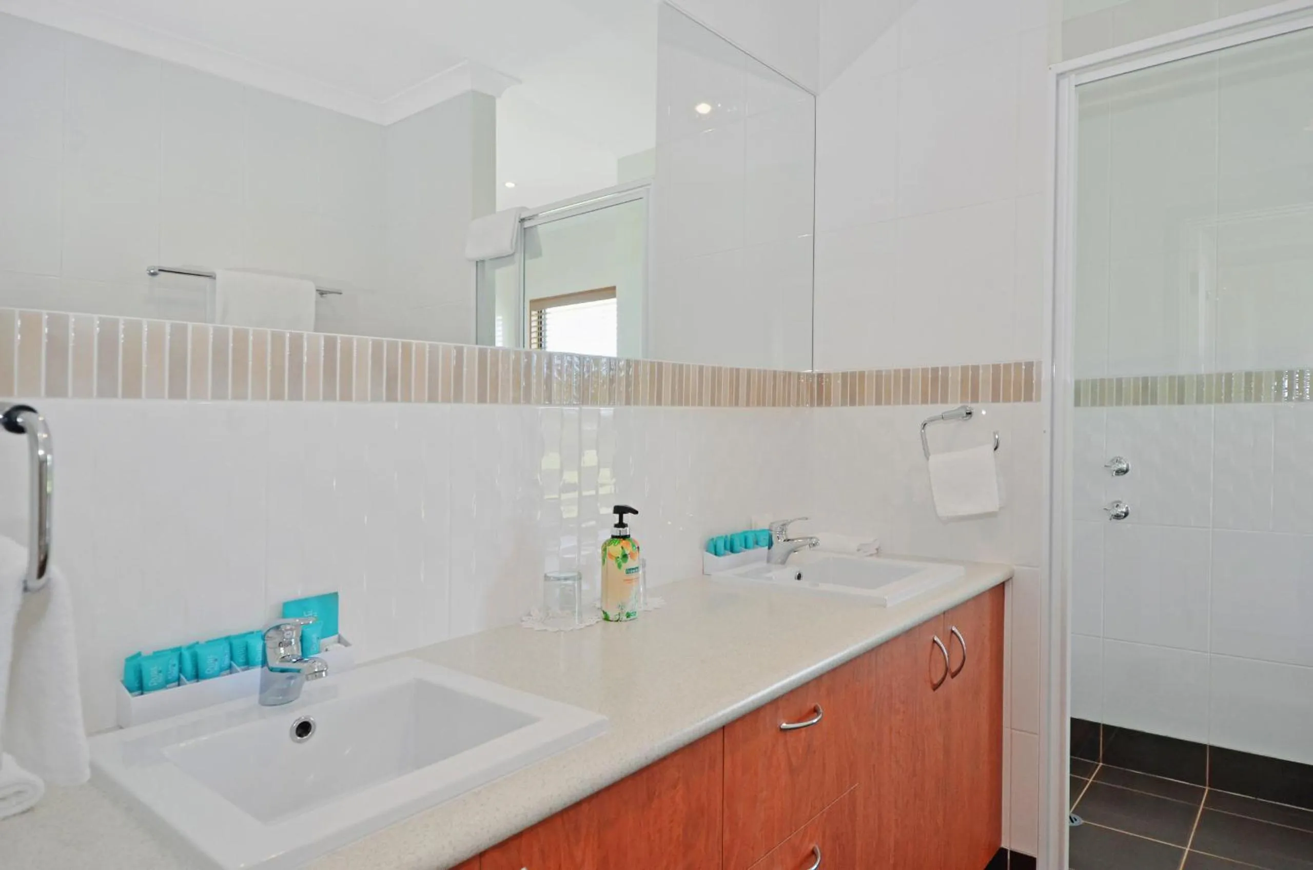 Toilet in Sensational Heights Bed & Breakfast