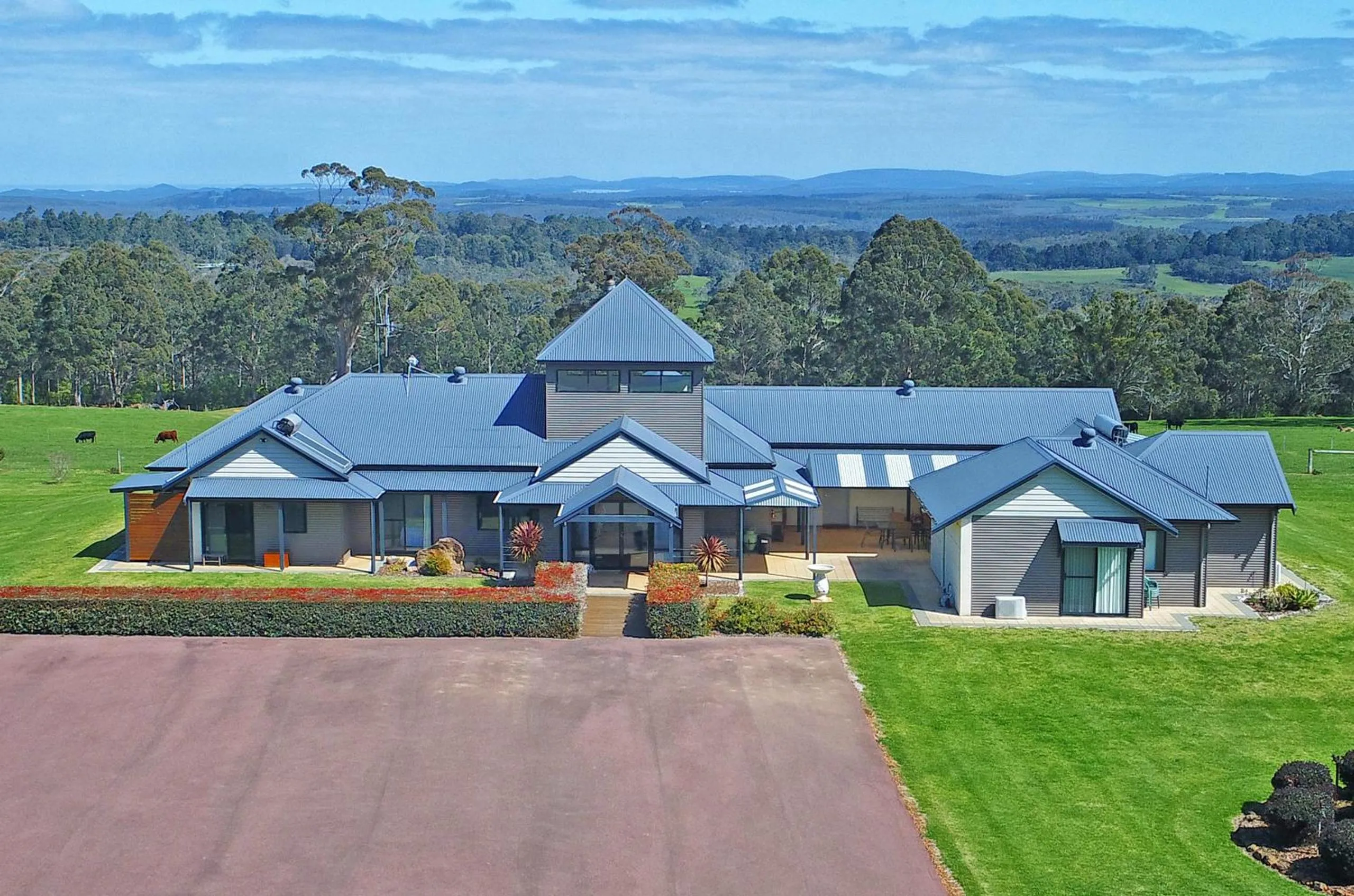 Nearby landmark in Sensational Heights Bed & Breakfast