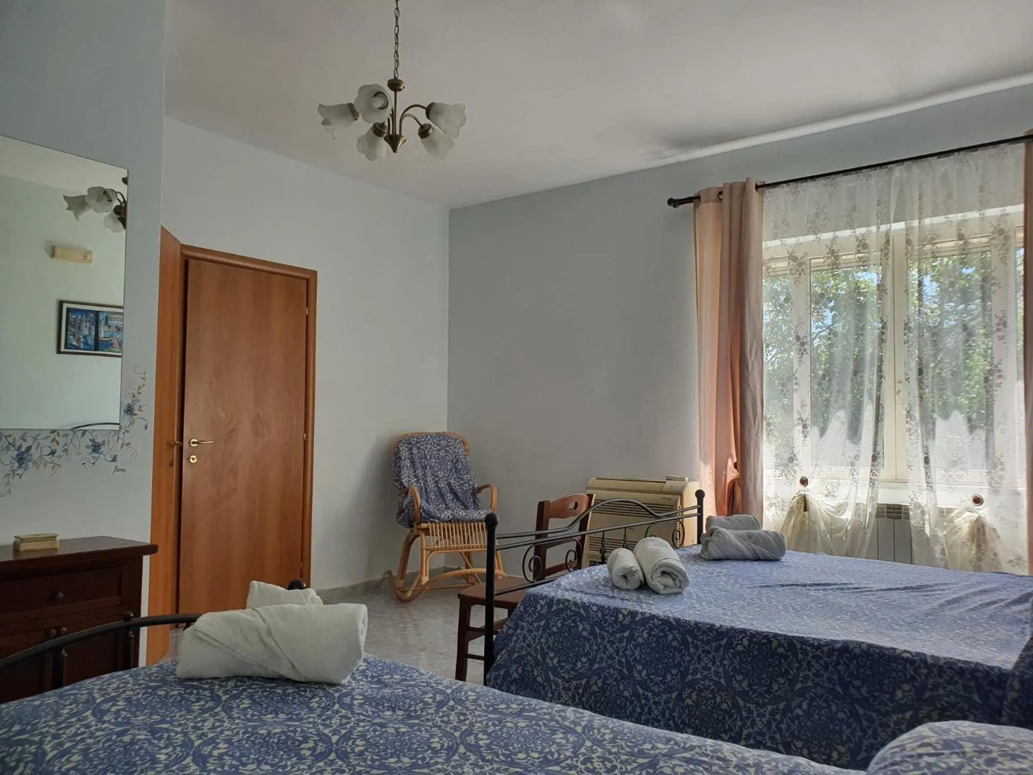 Bed in Libro di Sogni - B&B Letterario