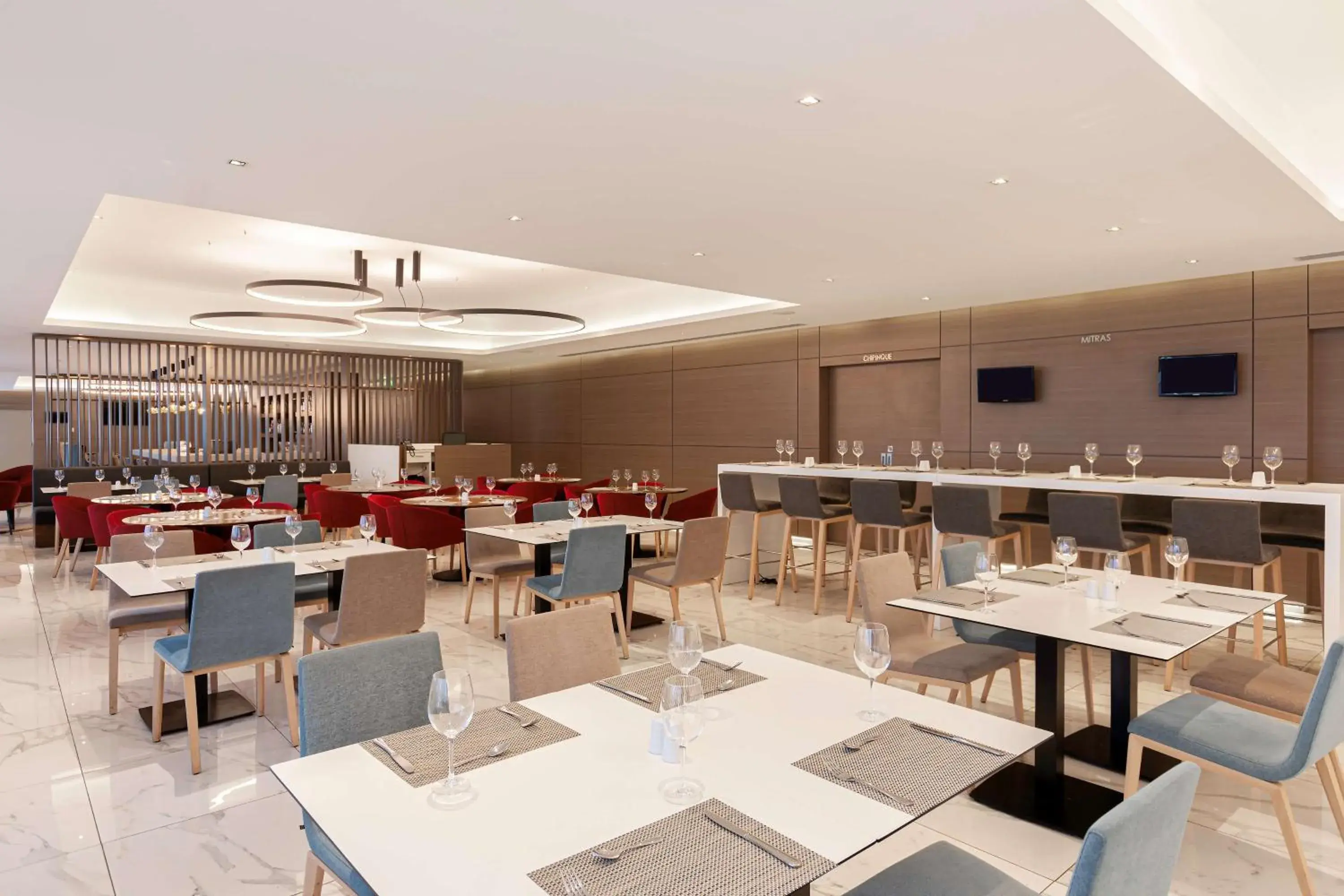 Restaurant/places to eat in NH Monterrey La Fe Restaurant/places to eat in NH Monterrey La Fe