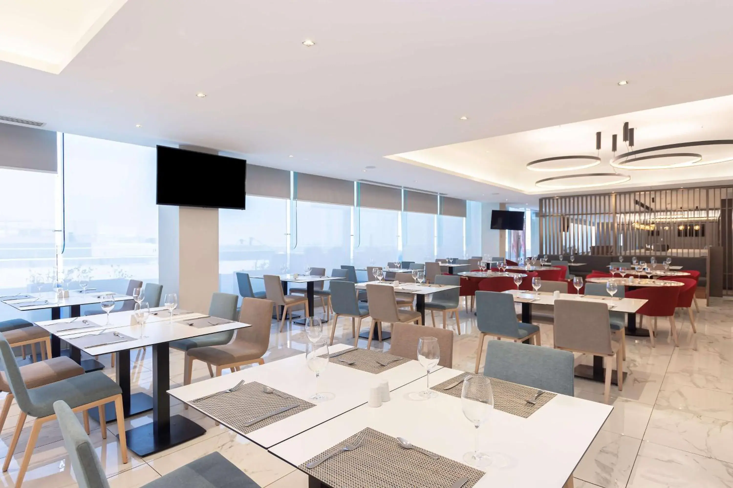 Restaurant/places to eat in NH Monterrey La Fe Restaurant/places to eat in NH Monterrey La Fe