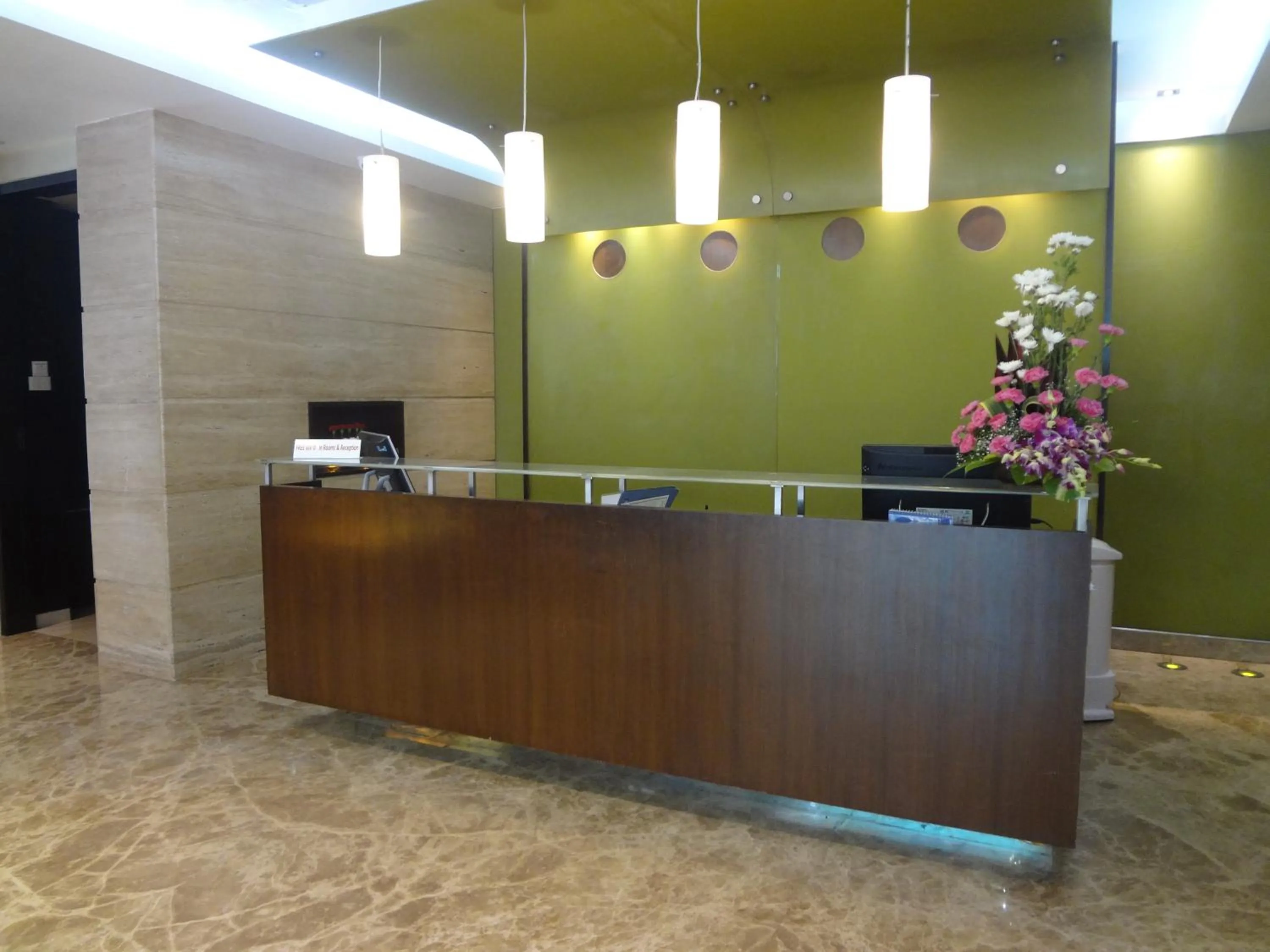Lobby or reception in Ascot Hotel