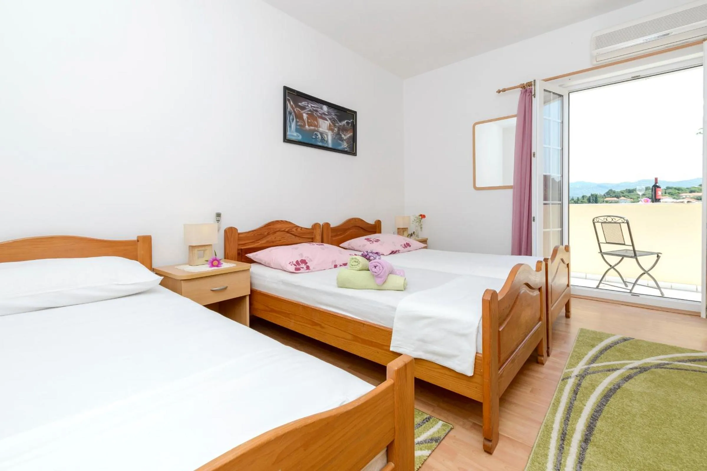 Bedroom, Bed in Oreb Dream Apartments