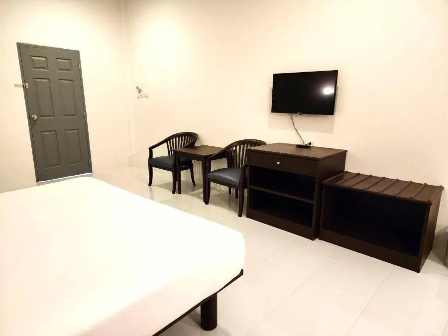 TV and multimedia in PS Hill Resort Phuket Patong - SHA Plus