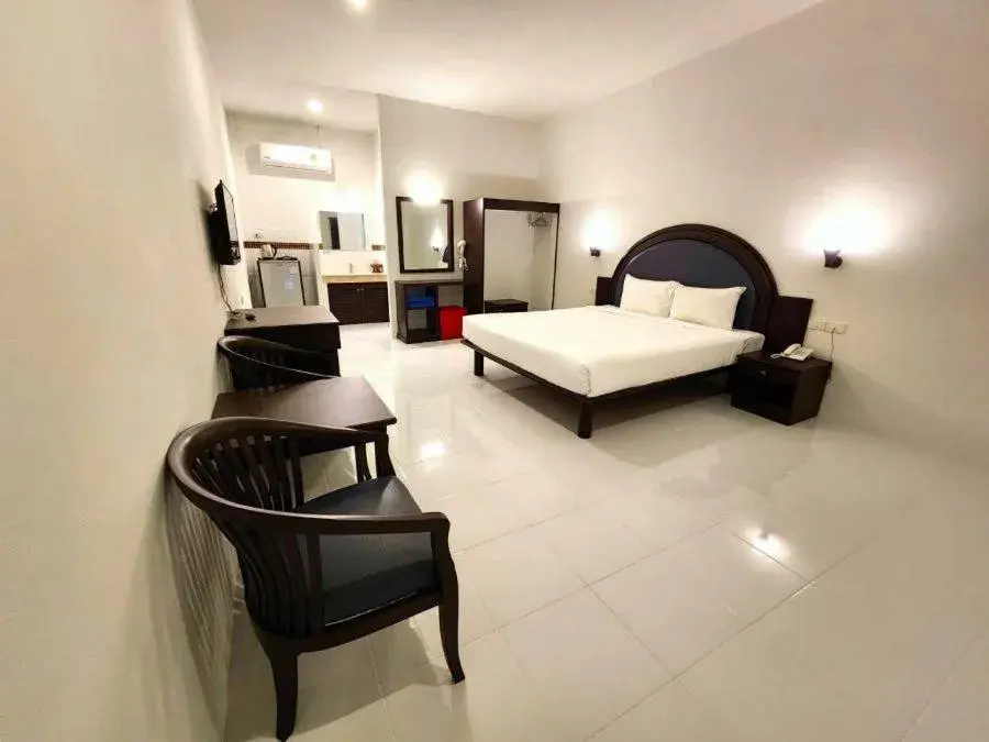 Superior Double Room in PS Hill Resort Phuket Patong - SHA Plus Superior Double Room in PS Hill Resort Phuket Patong - SHA Plus
