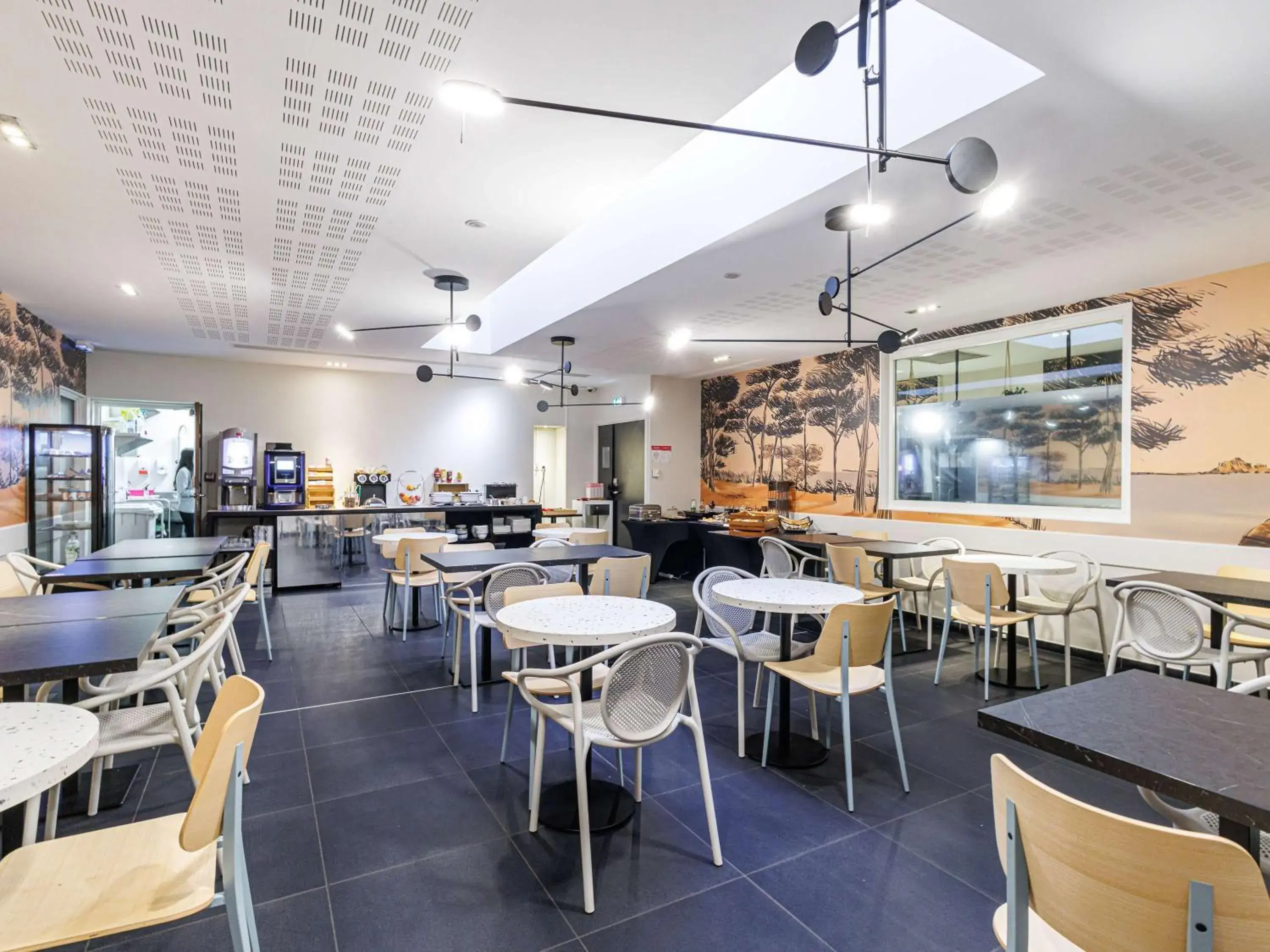 Restaurant/places to eat in Adagio Nice Centre Restaurant/places to eat in Adagio Nice Centre