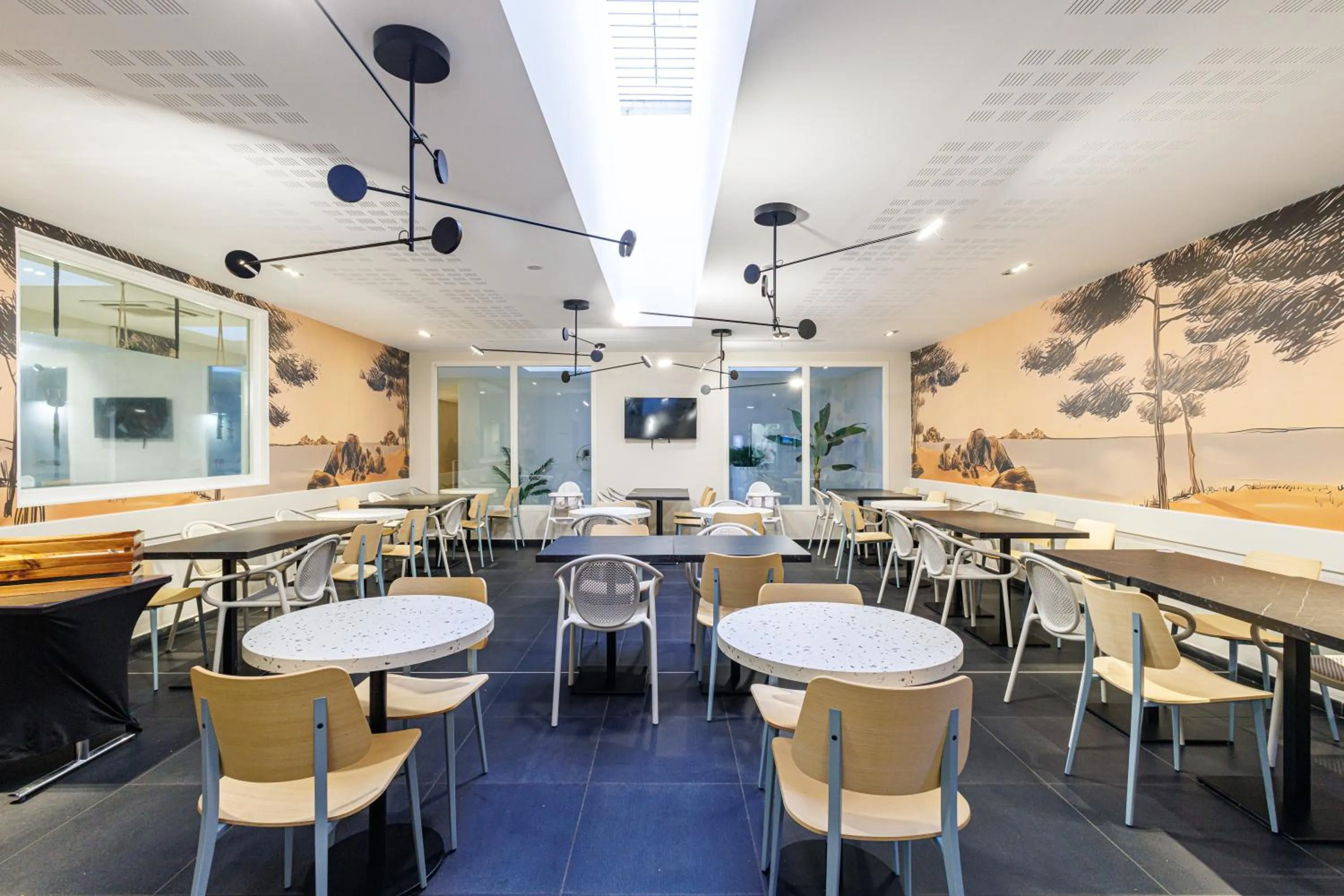 Breakfast in Adagio Nice Centre