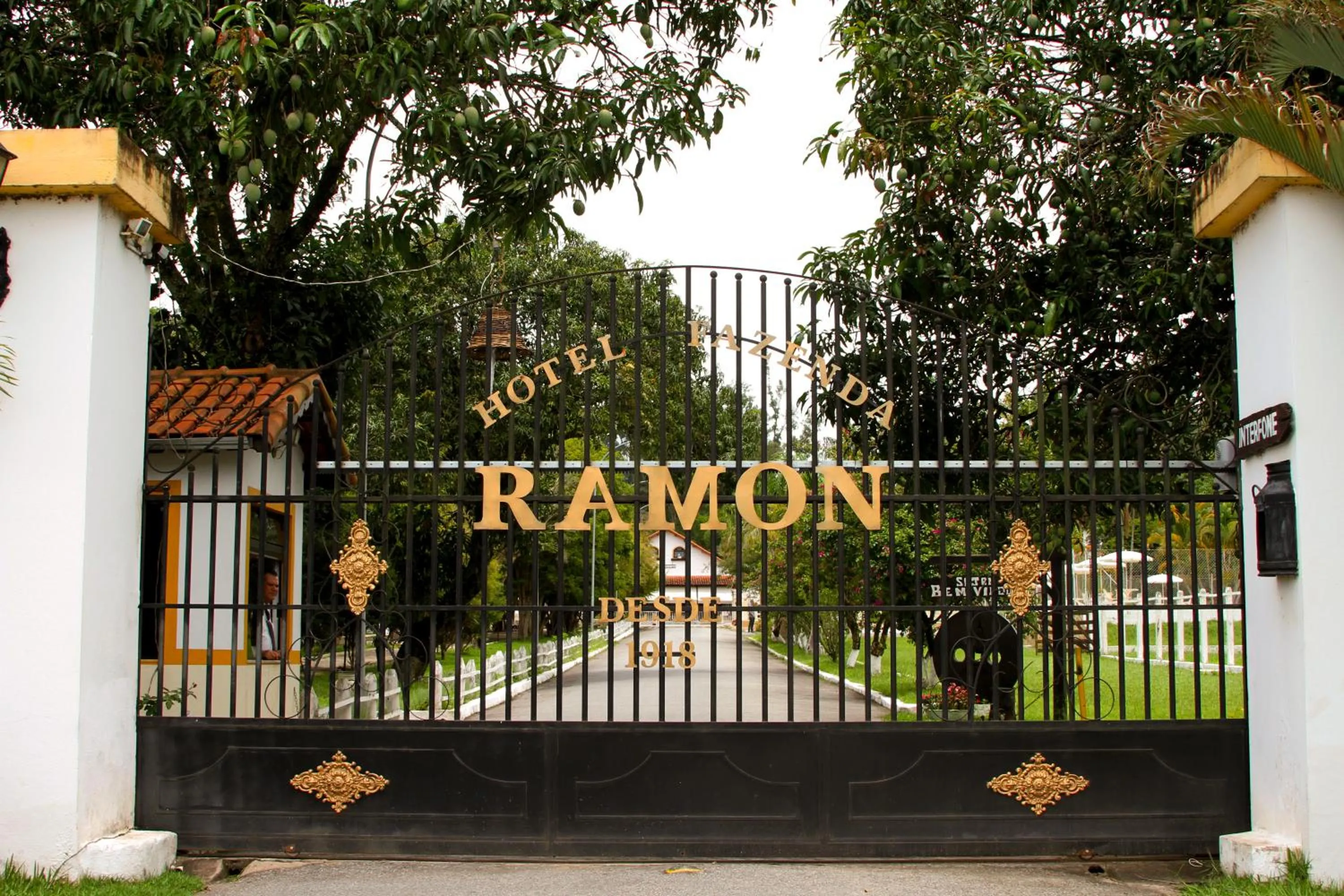 Property building in Hotel Fazenda Ramon