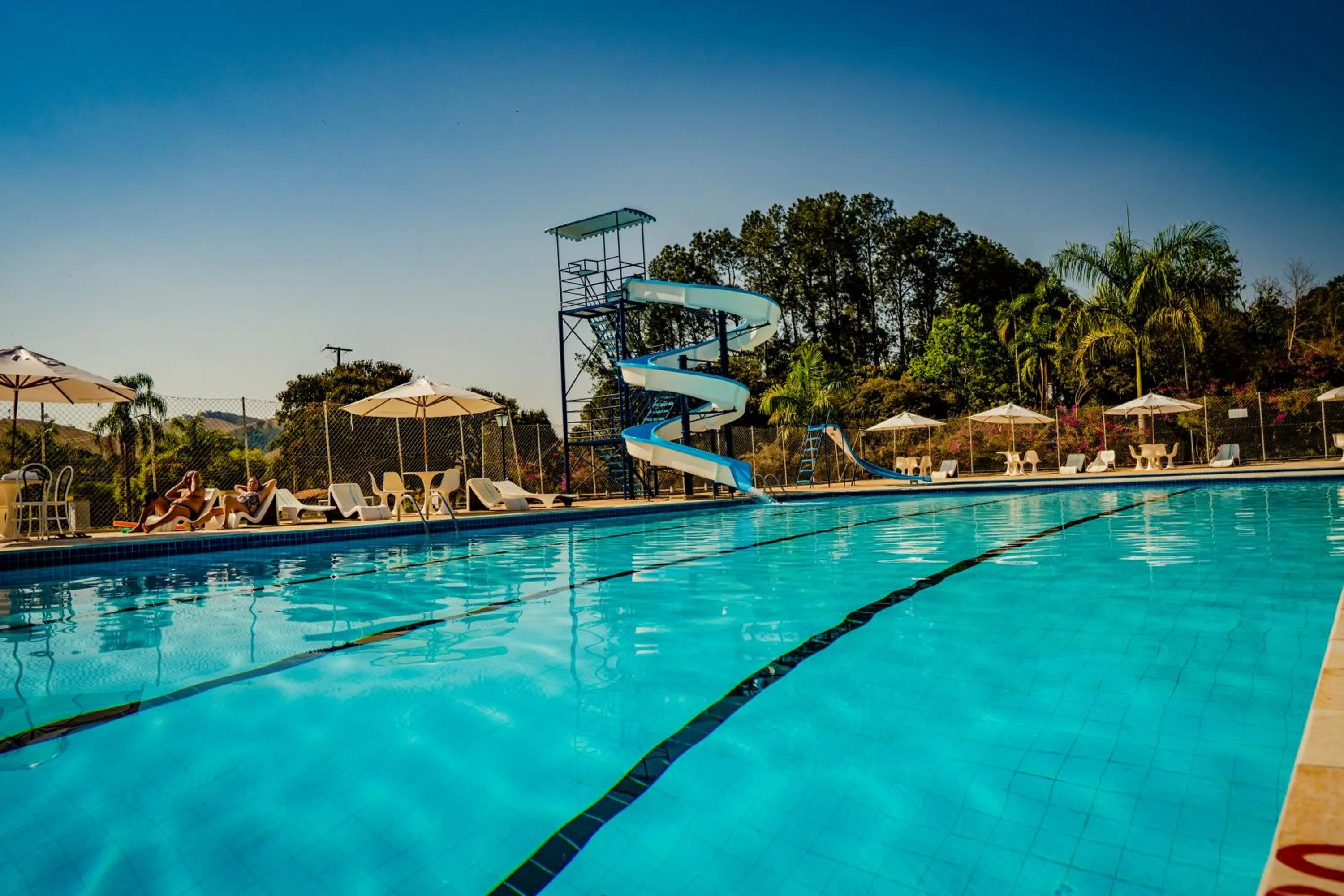 Swimming pool in Hotel Fazenda Ramon