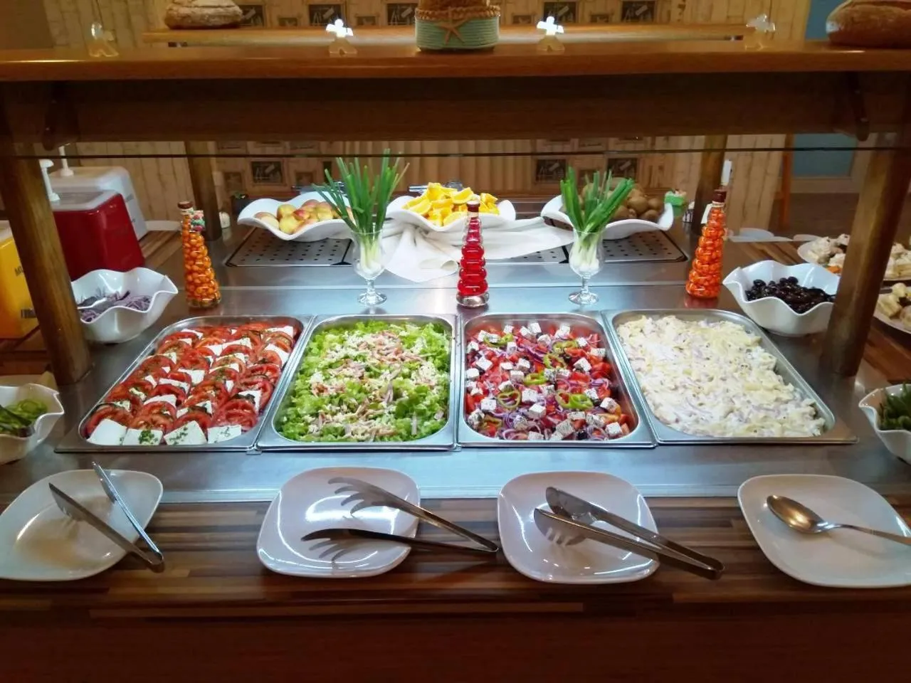 Food and drinks in Tintyava Park Hotel