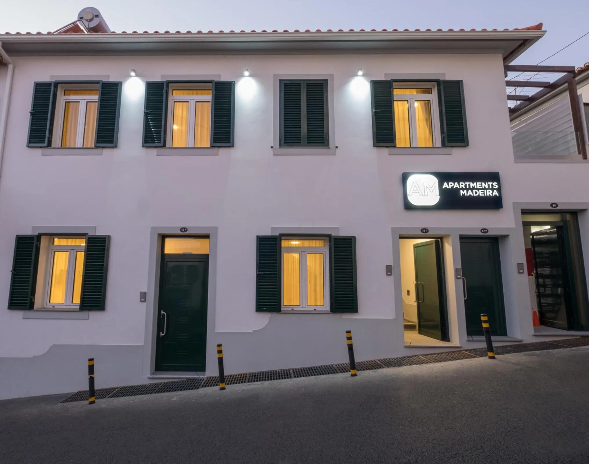 Facade/entrance in Apartments Madeira City Center
