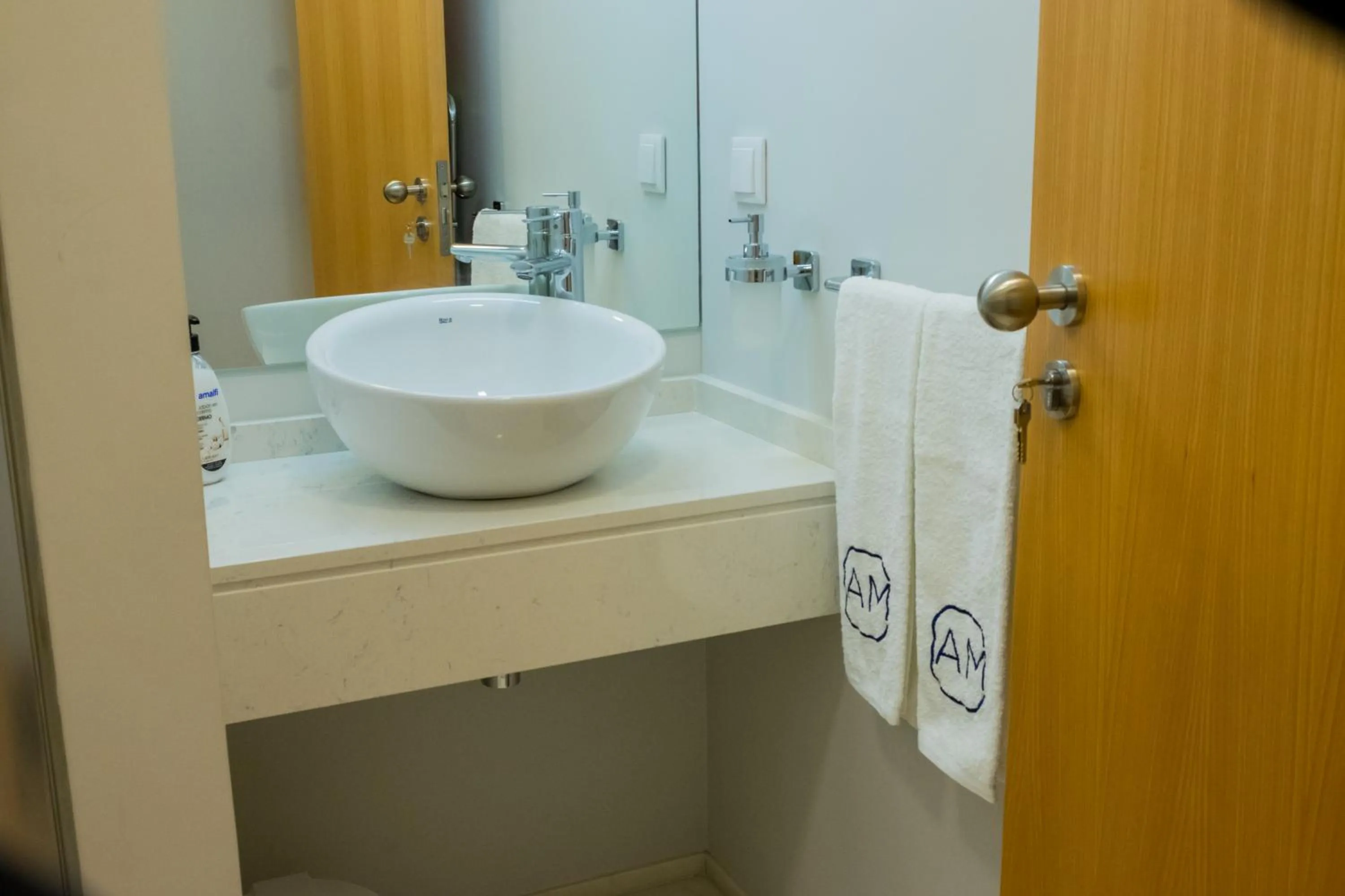 Toilet in Apartments Madeira City Center