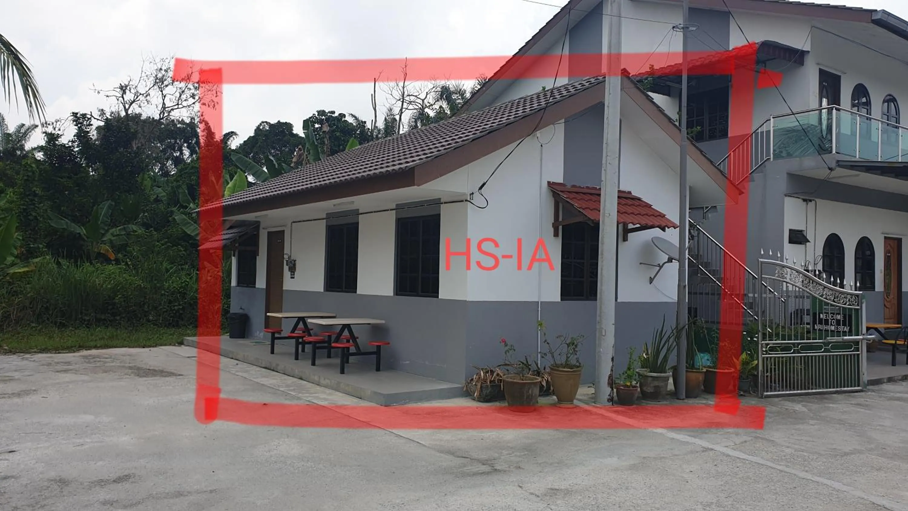 Family Studio in MRI Residence - Homestay in Sg Buloh with Swimming Pool - No Pork&Alcohol Allowed