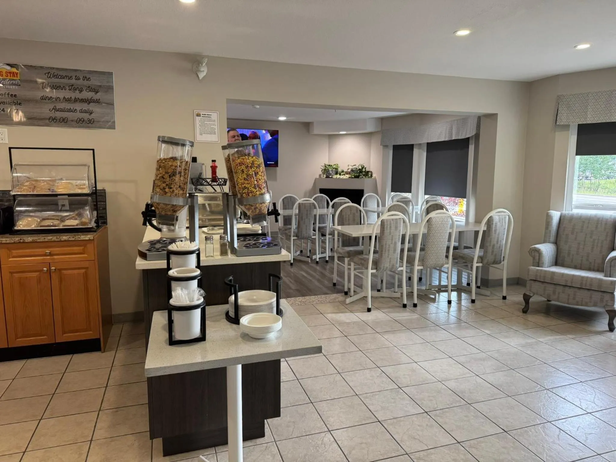 Breakfast in Western Budget Motel #1 & 2 Whitecourt