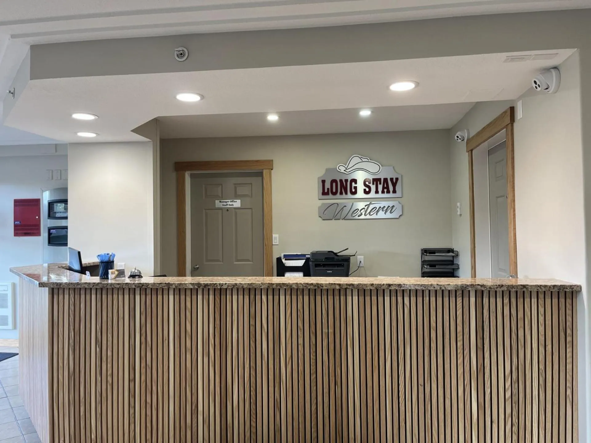 Lobby or reception in Western Budget Motel #1 & 2 Whitecourt