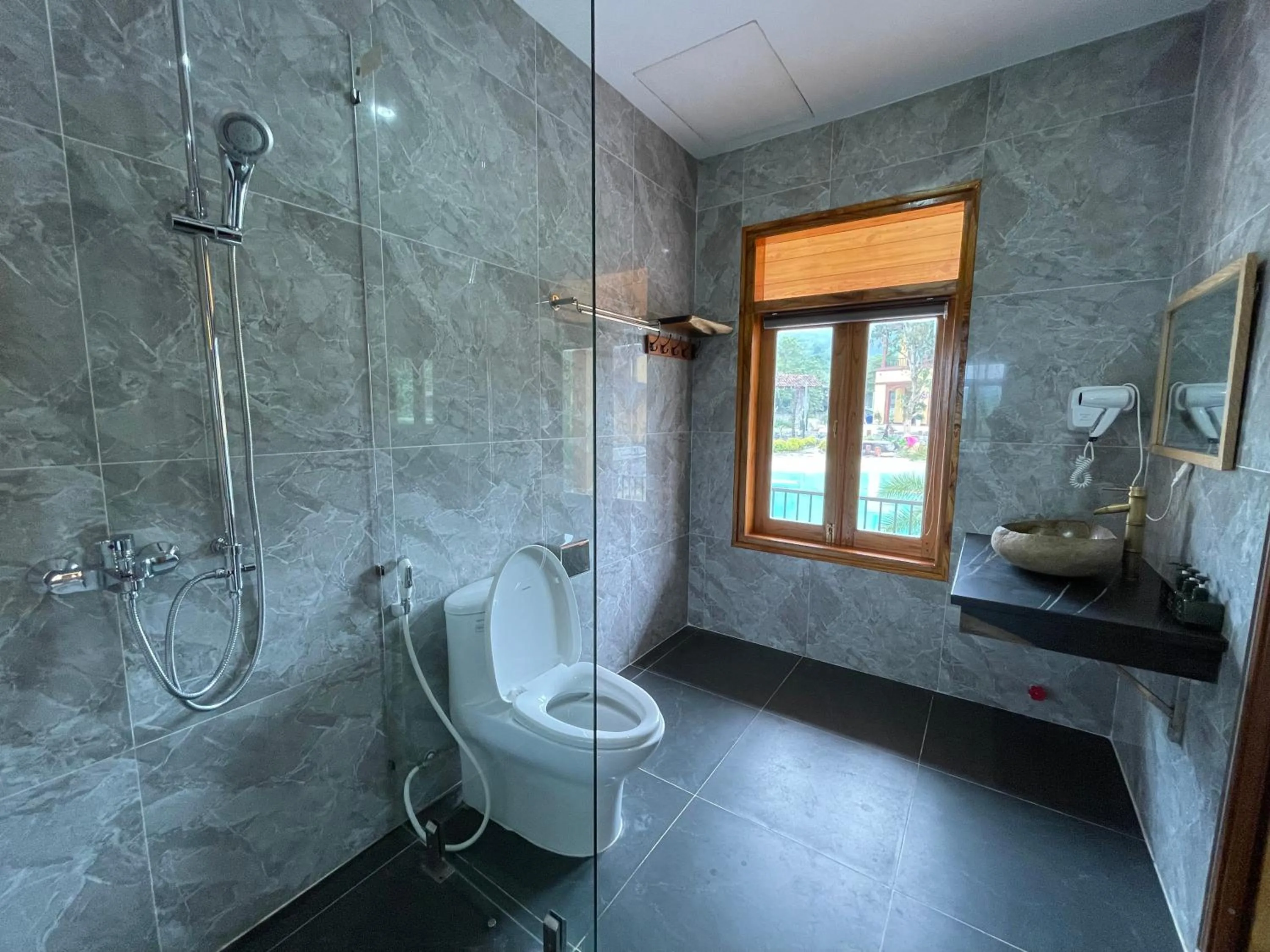 Shower in Wings Ha Giang Loop Bungalow