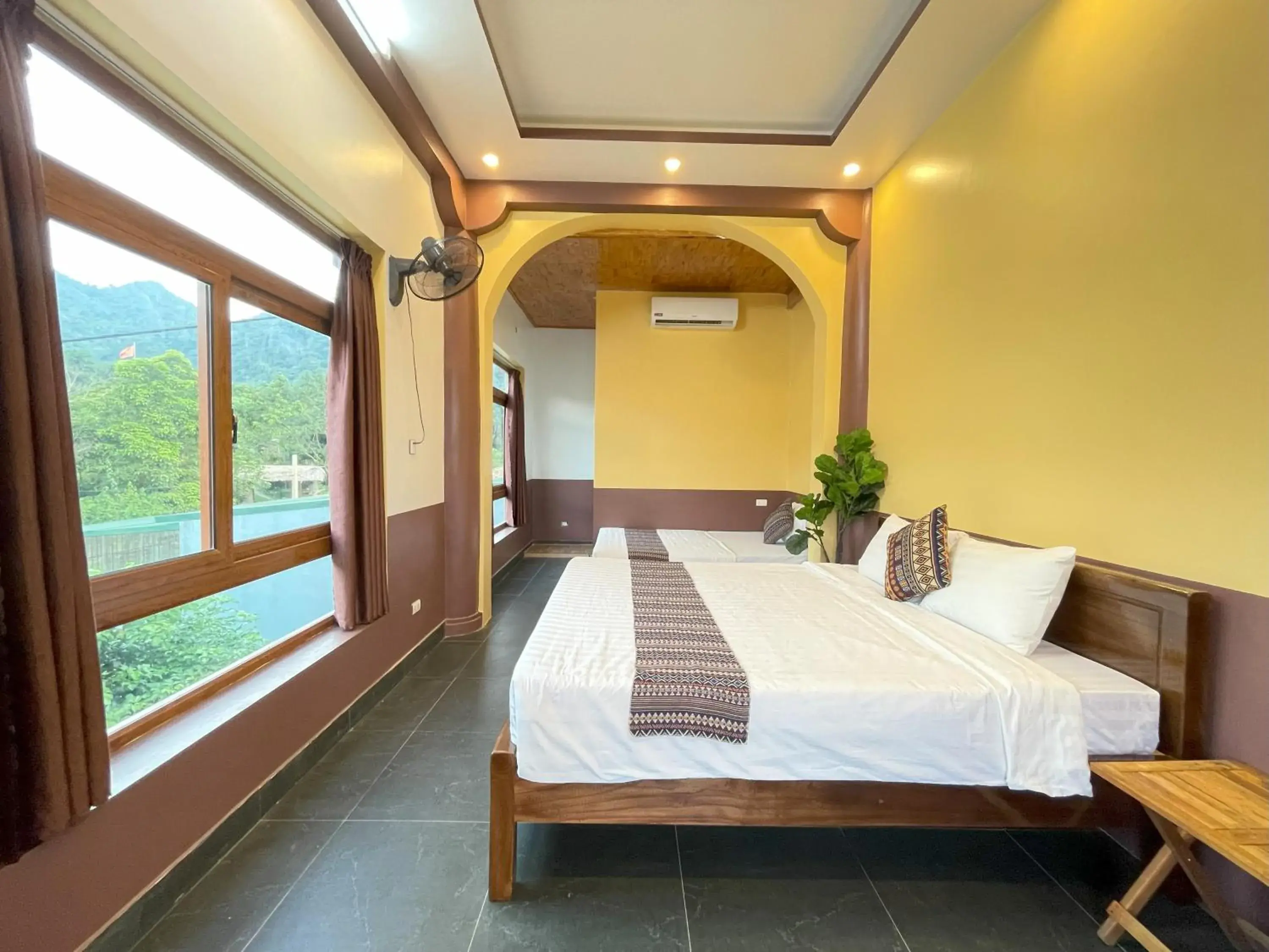 Deluxe Triple Room in Wings Ha Giang Loop Bungalow Deluxe Triple Room in Wings Ha Giang Loop Bungalow