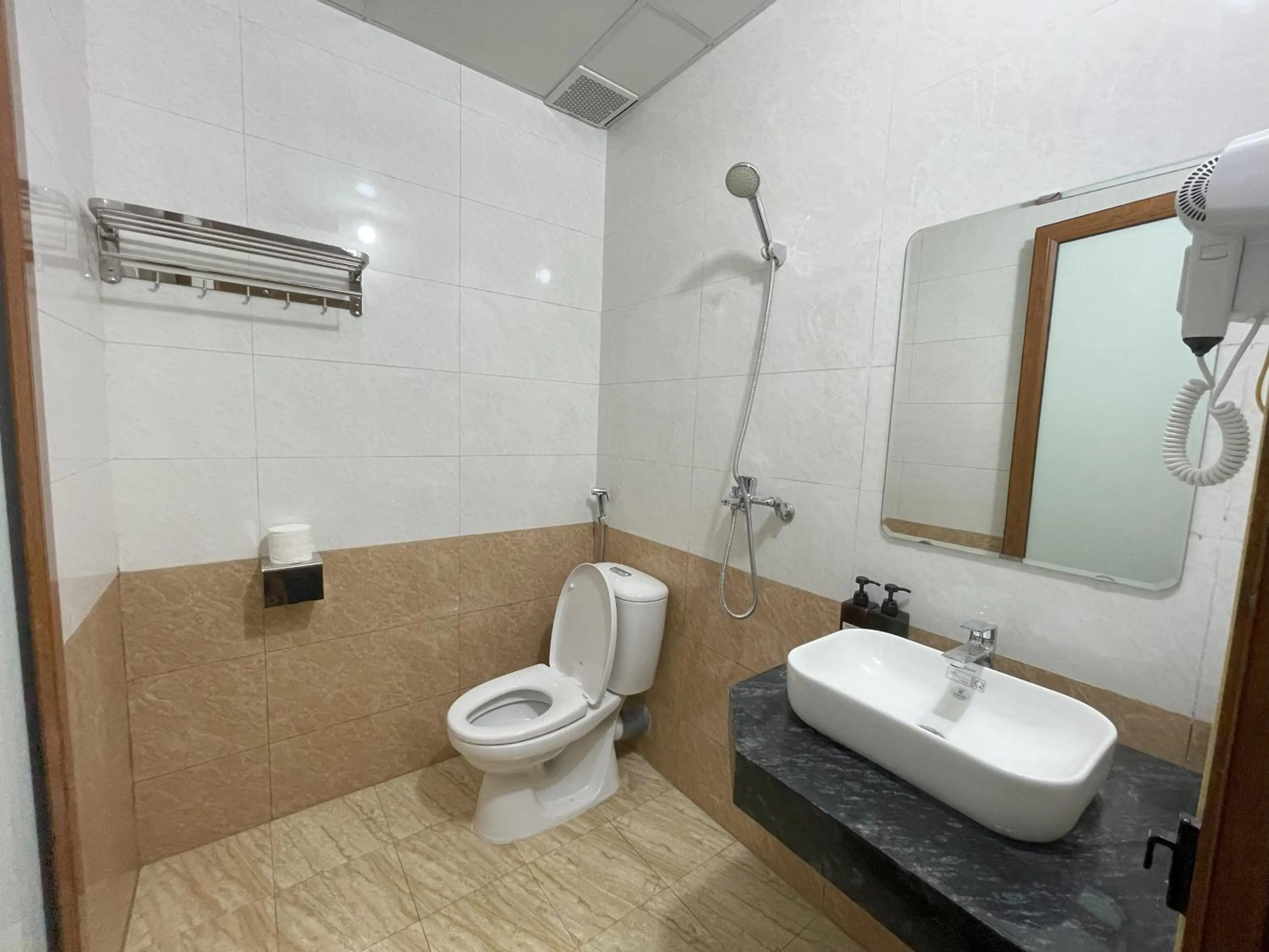 Toilet in Wings Ha Giang Loop Bungalow