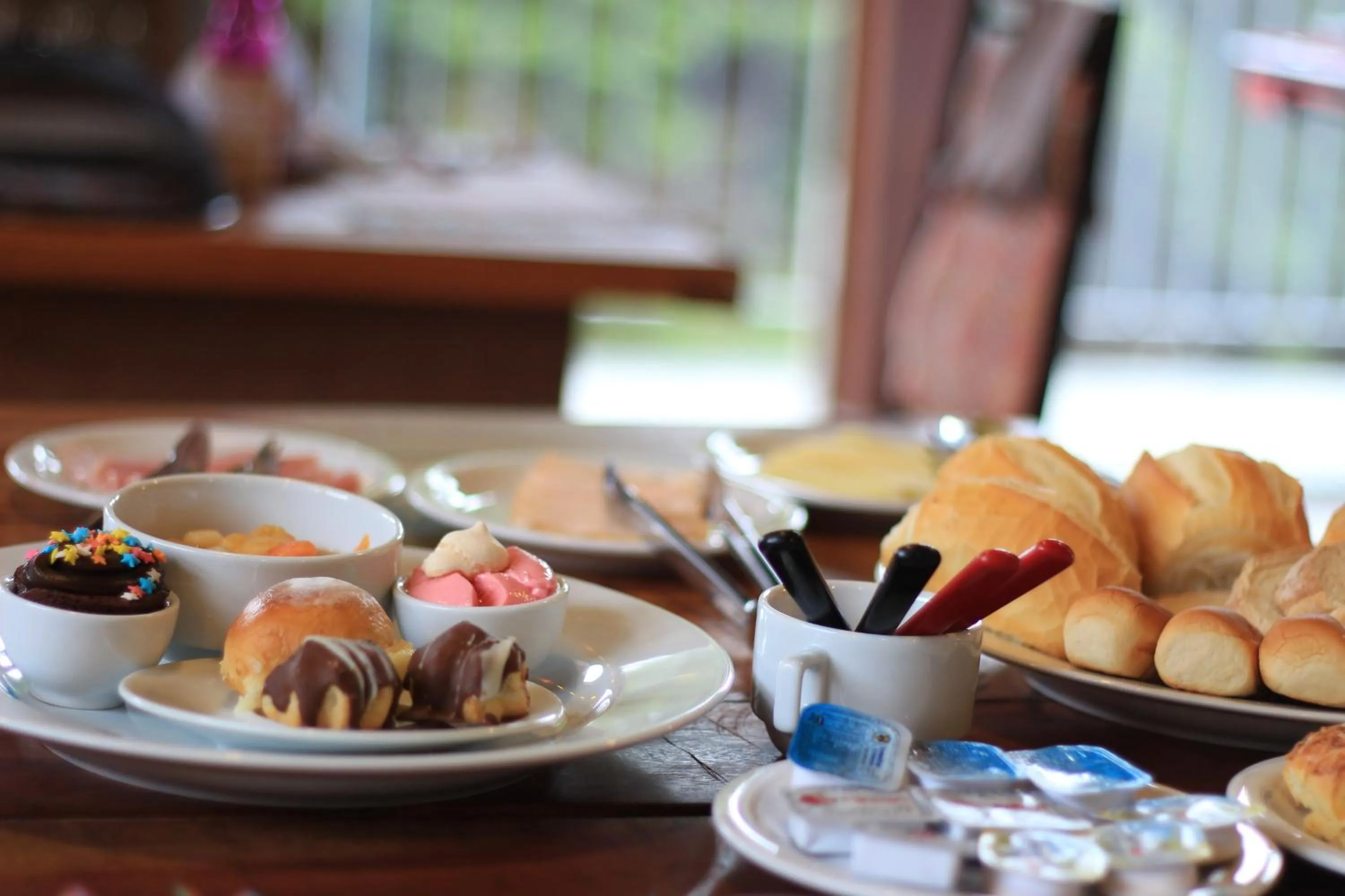 Food and drinks in Casarão da Ducha hotel concept