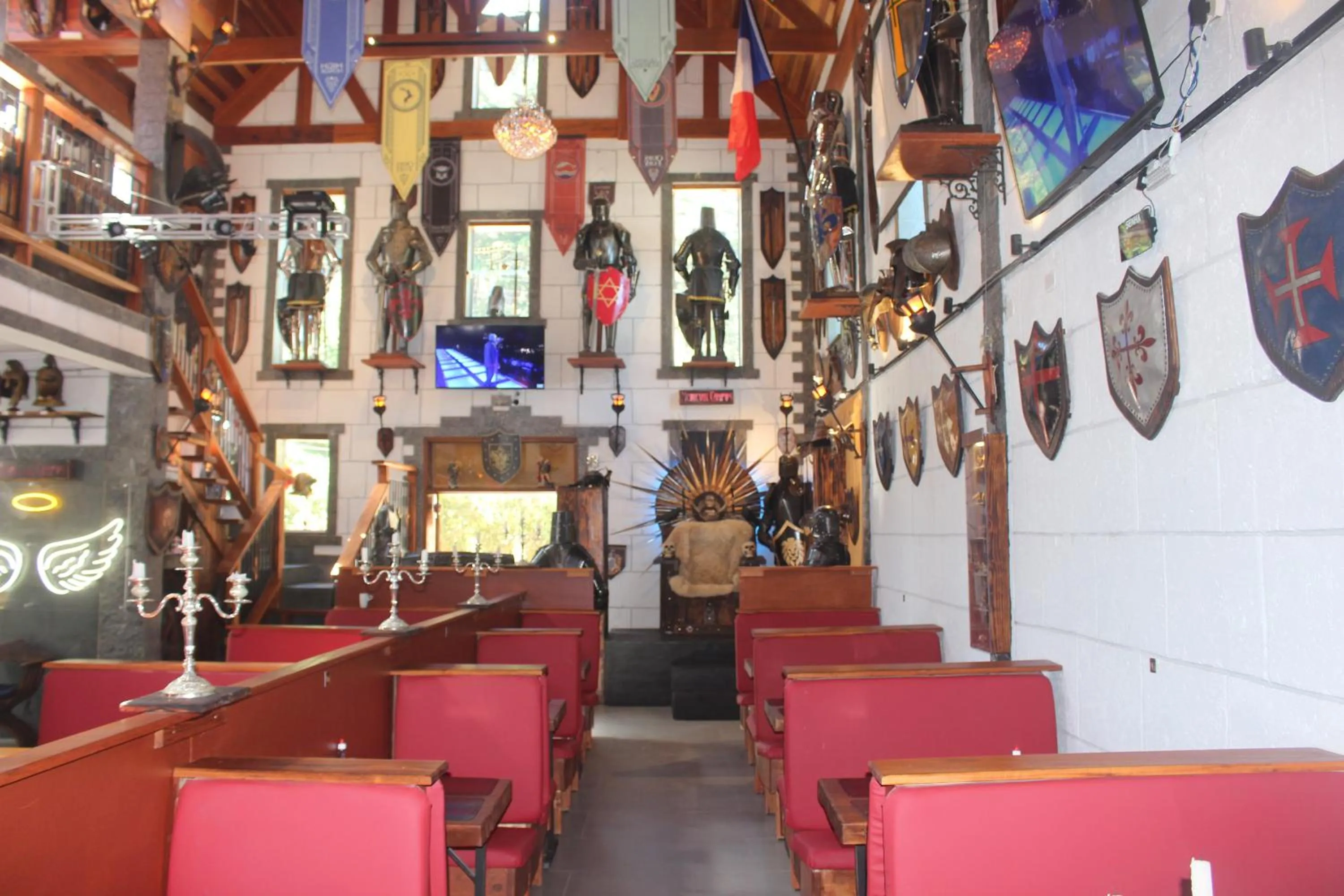 Restaurant/places to eat in Casarão da Ducha hotel concept