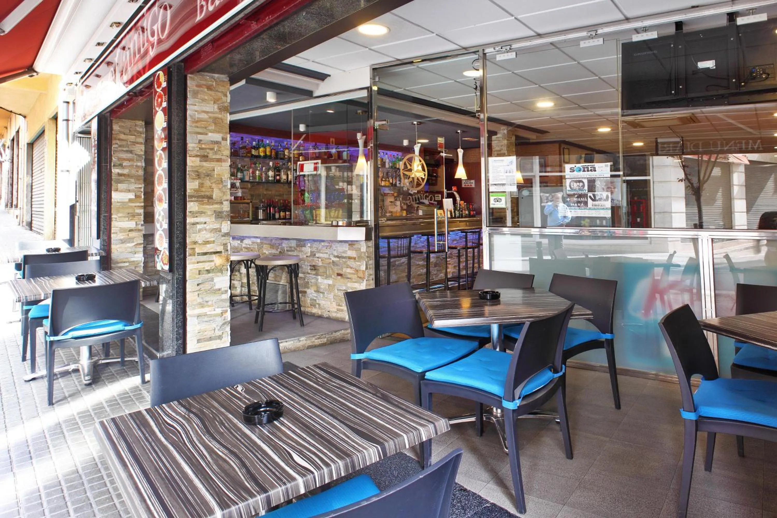 Lounge or bar in Hostal - Pensión El Amigo