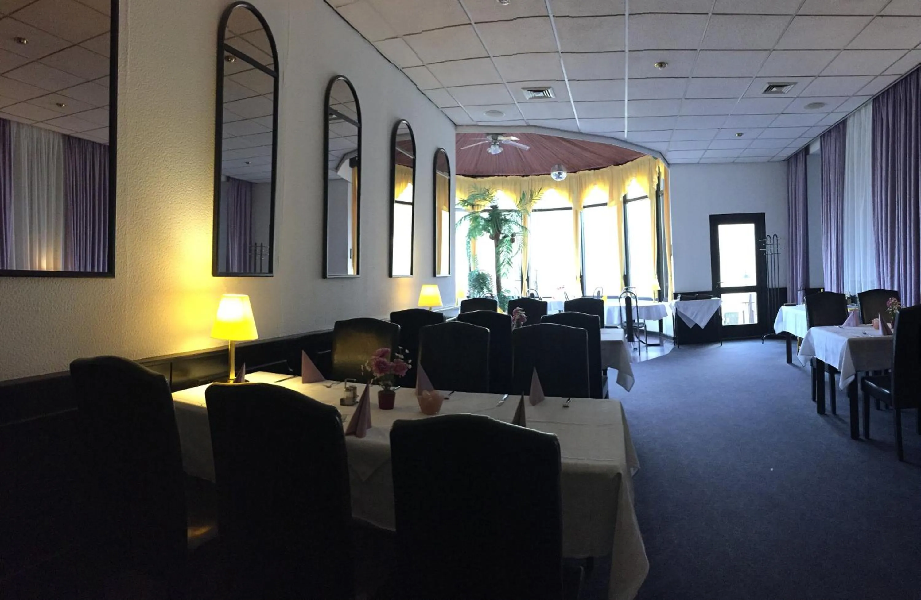 Restaurant/places to eat in Hotel Lindenhof