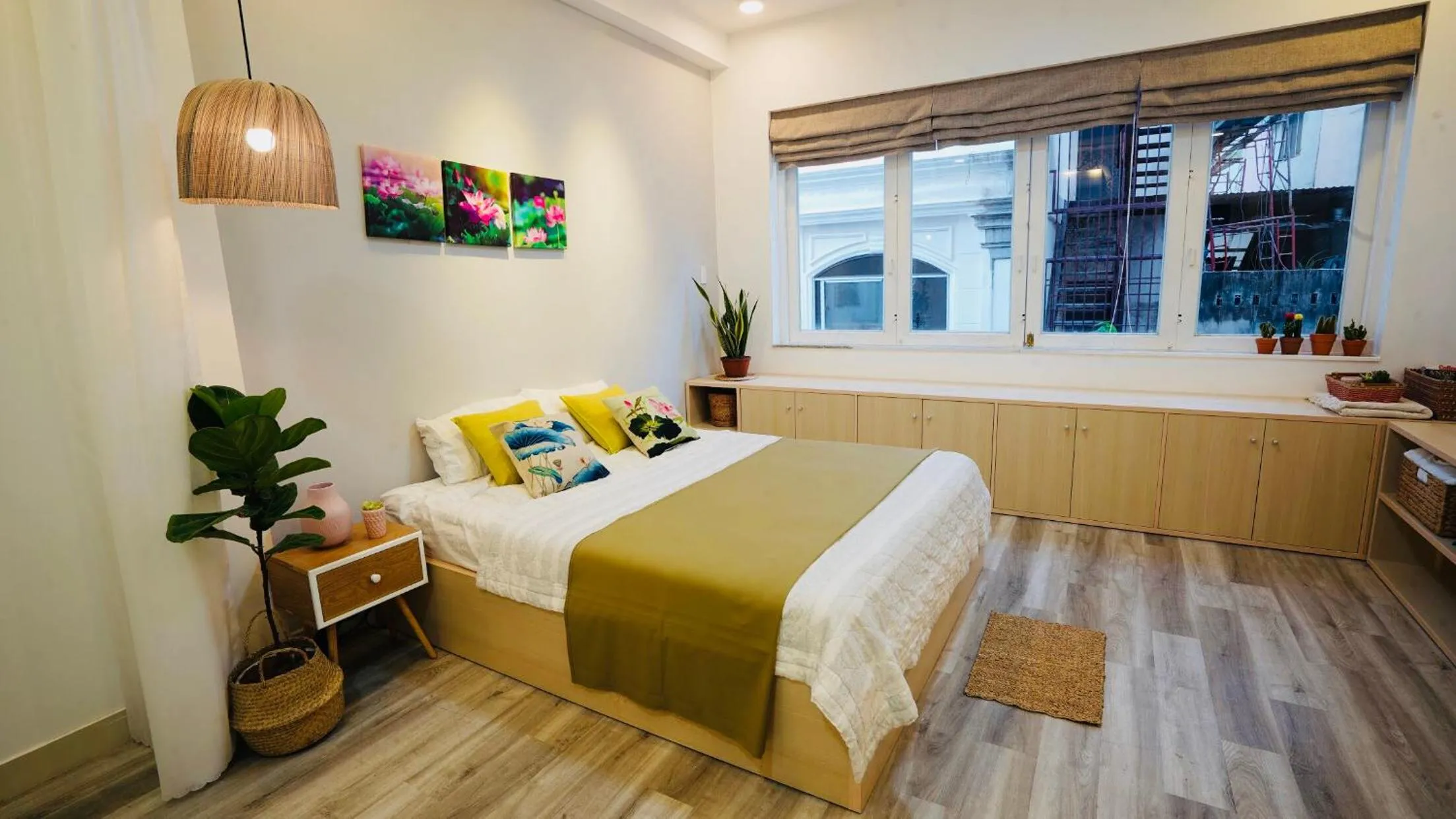 Bed in Botanic House Saigon
