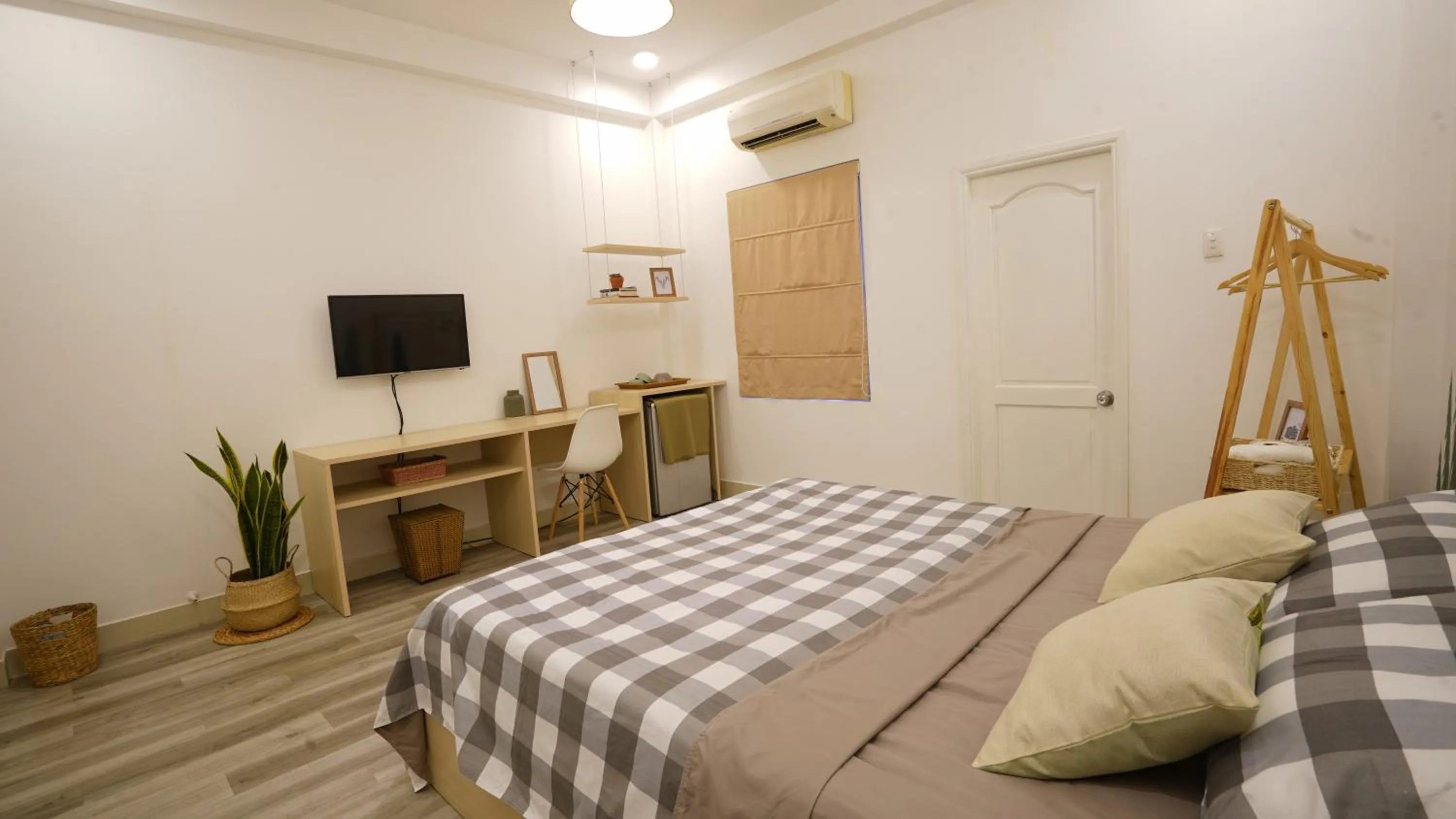 Bed in Botanic House Saigon