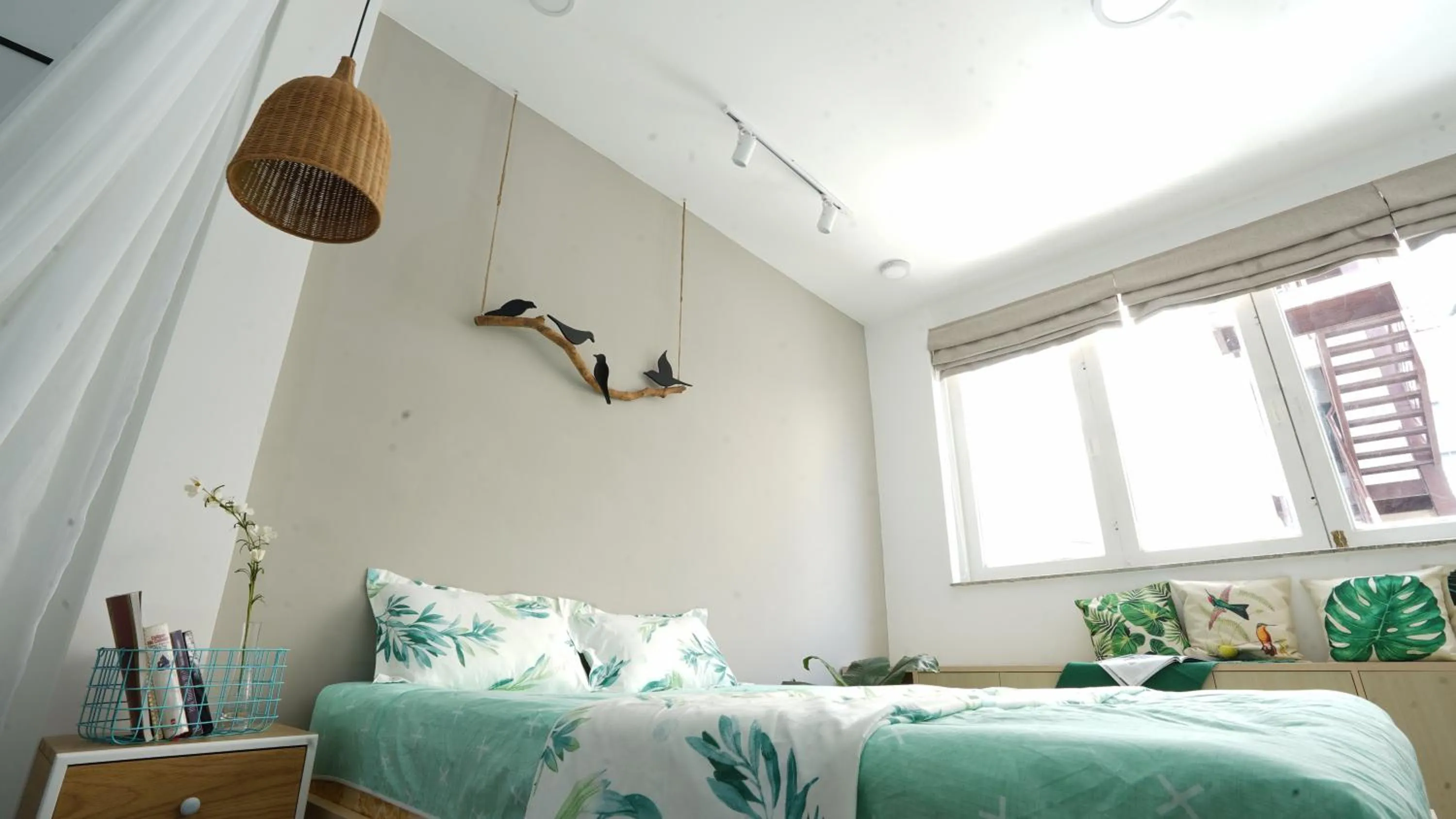 Bed in Botanic House Saigon