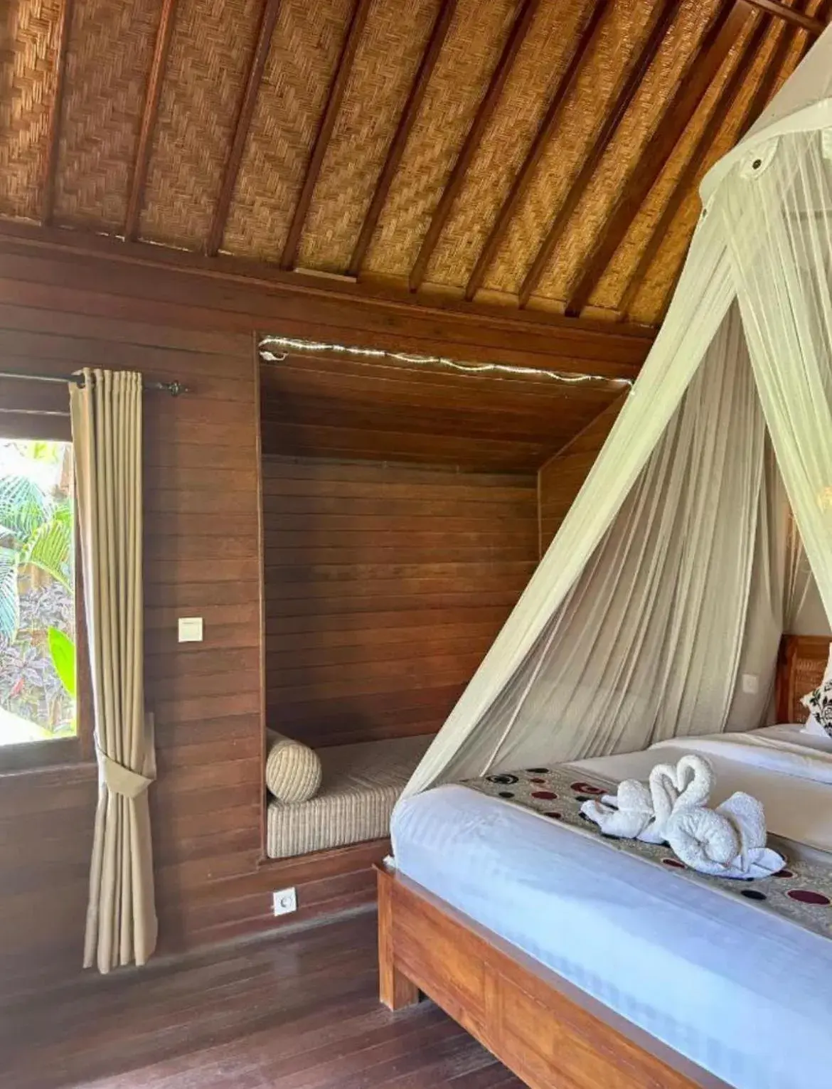 Bed in Island Garden Huts Lembongan Bed in Island Garden Huts Lembongan