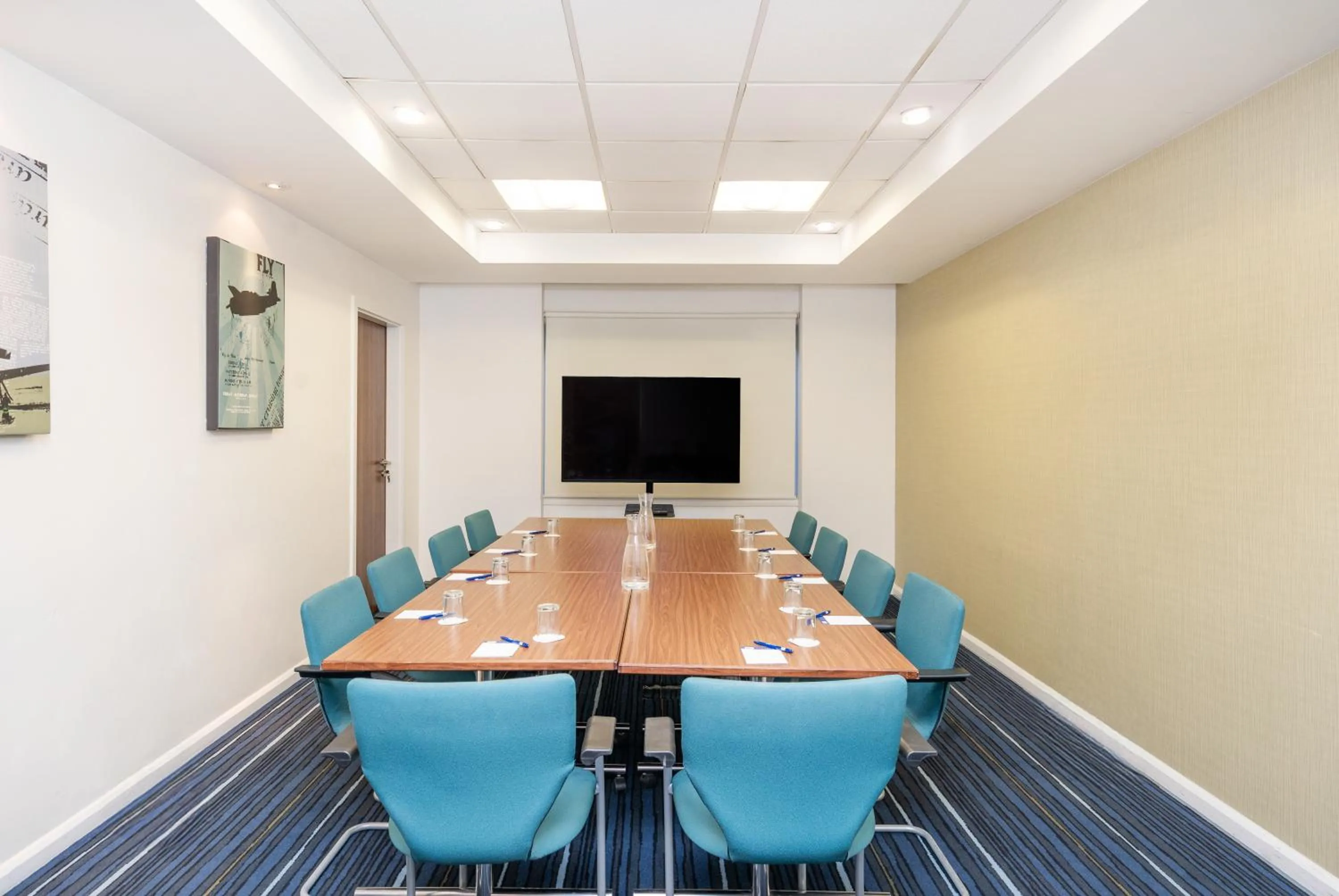 Meeting/conference room in Holiday Inn Express Cambridge Duxford M11 Jct 10, an IHG Hotel