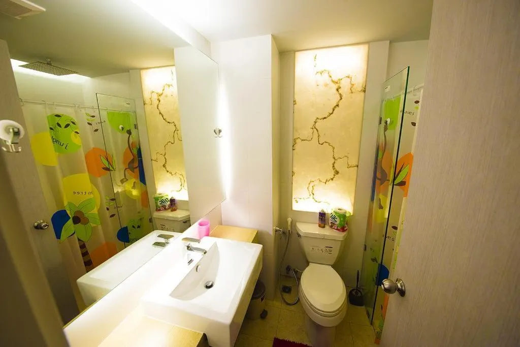 Bathroom in Atlantis Condo Resort Jomtien TLH