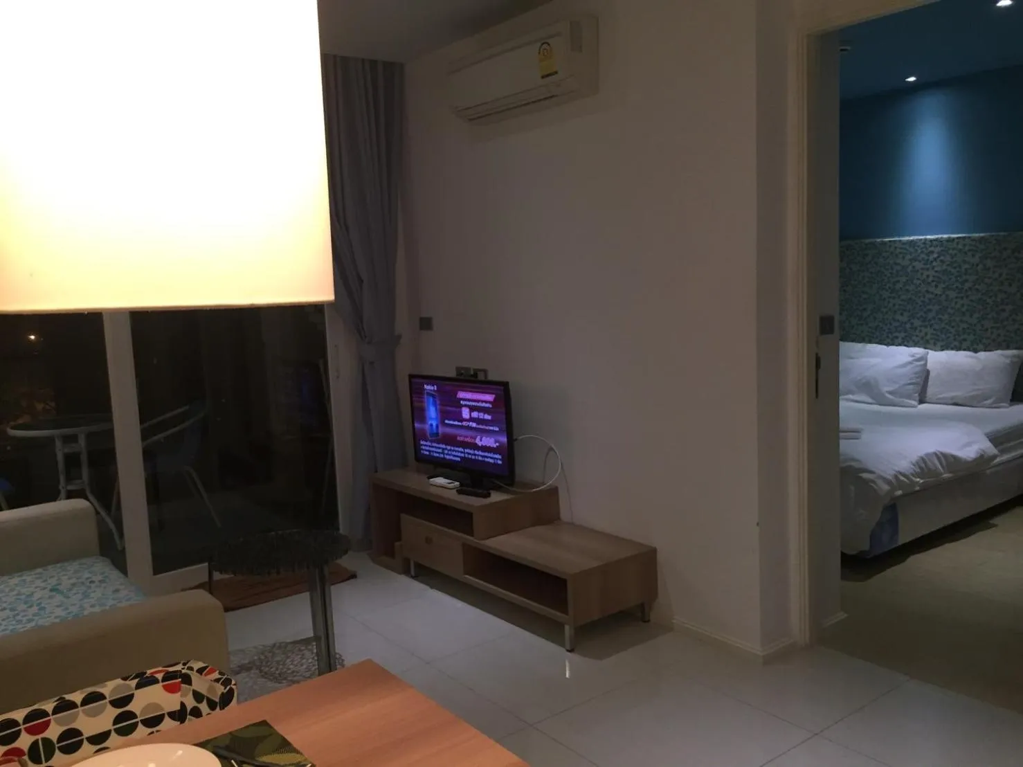 Living room, Bed in Atlantis Condo Resort Jomtien TLH