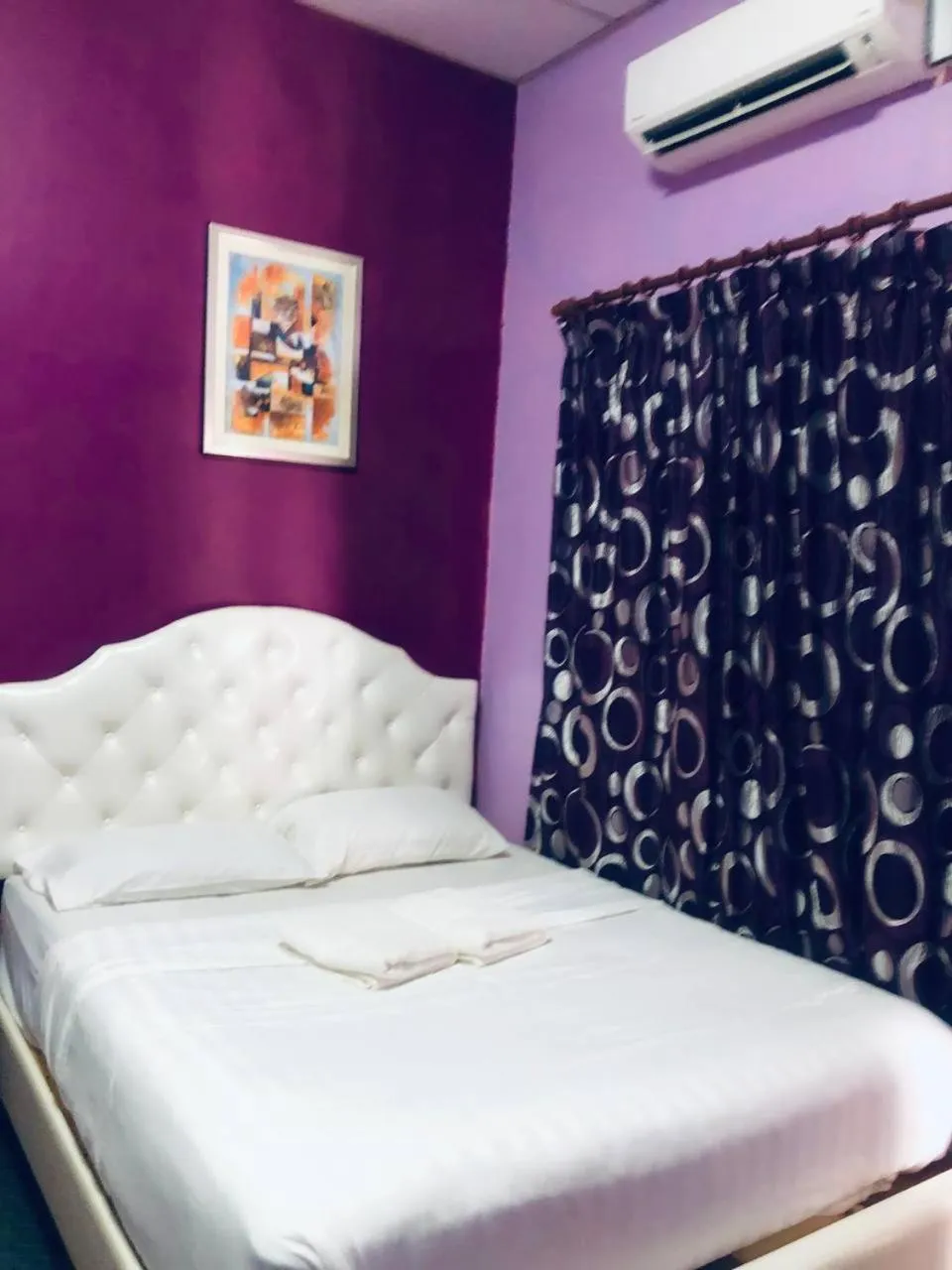 Bed in Taman Negara River View Lodge