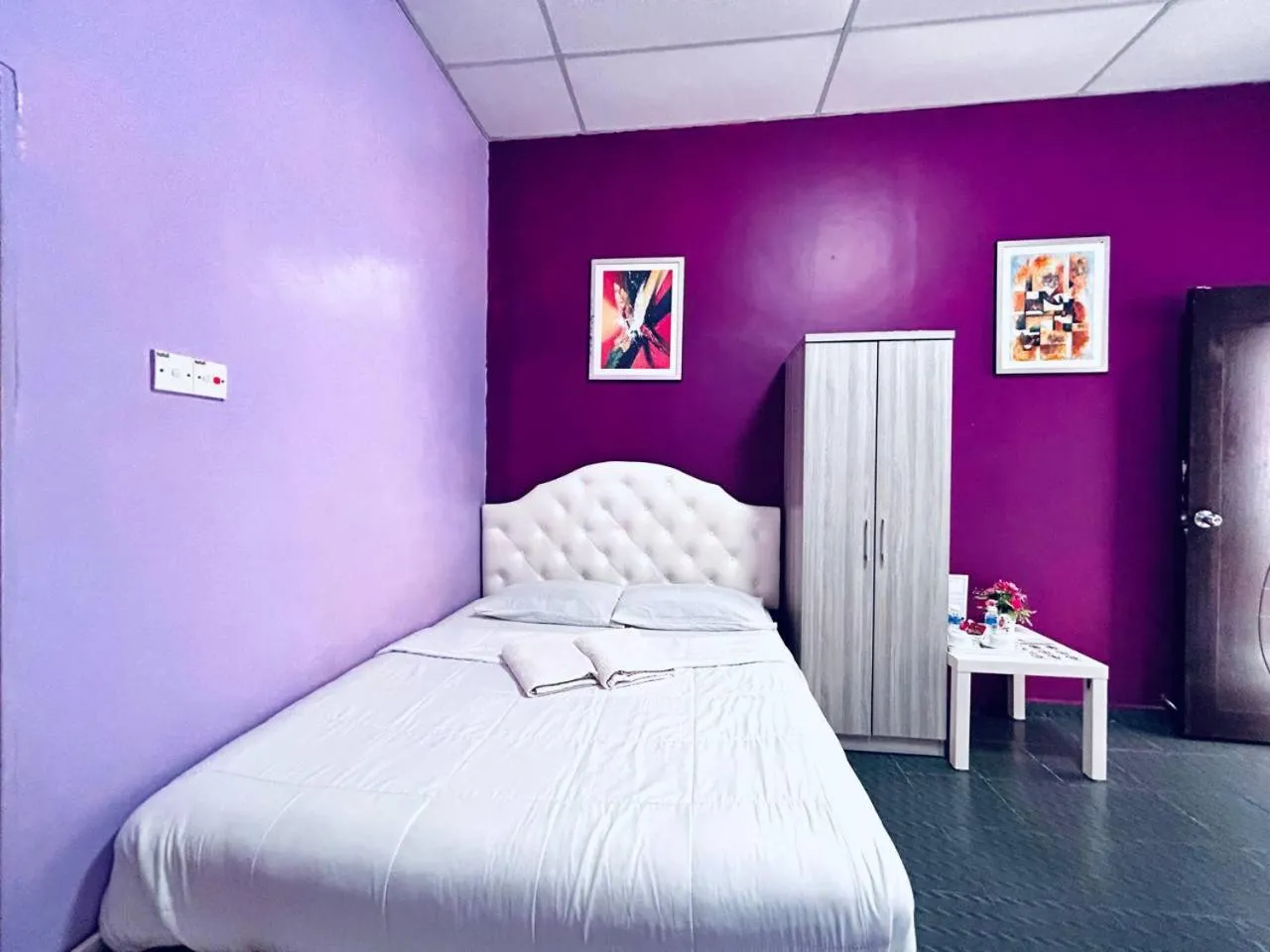 Bed in Taman Negara River View Lodge