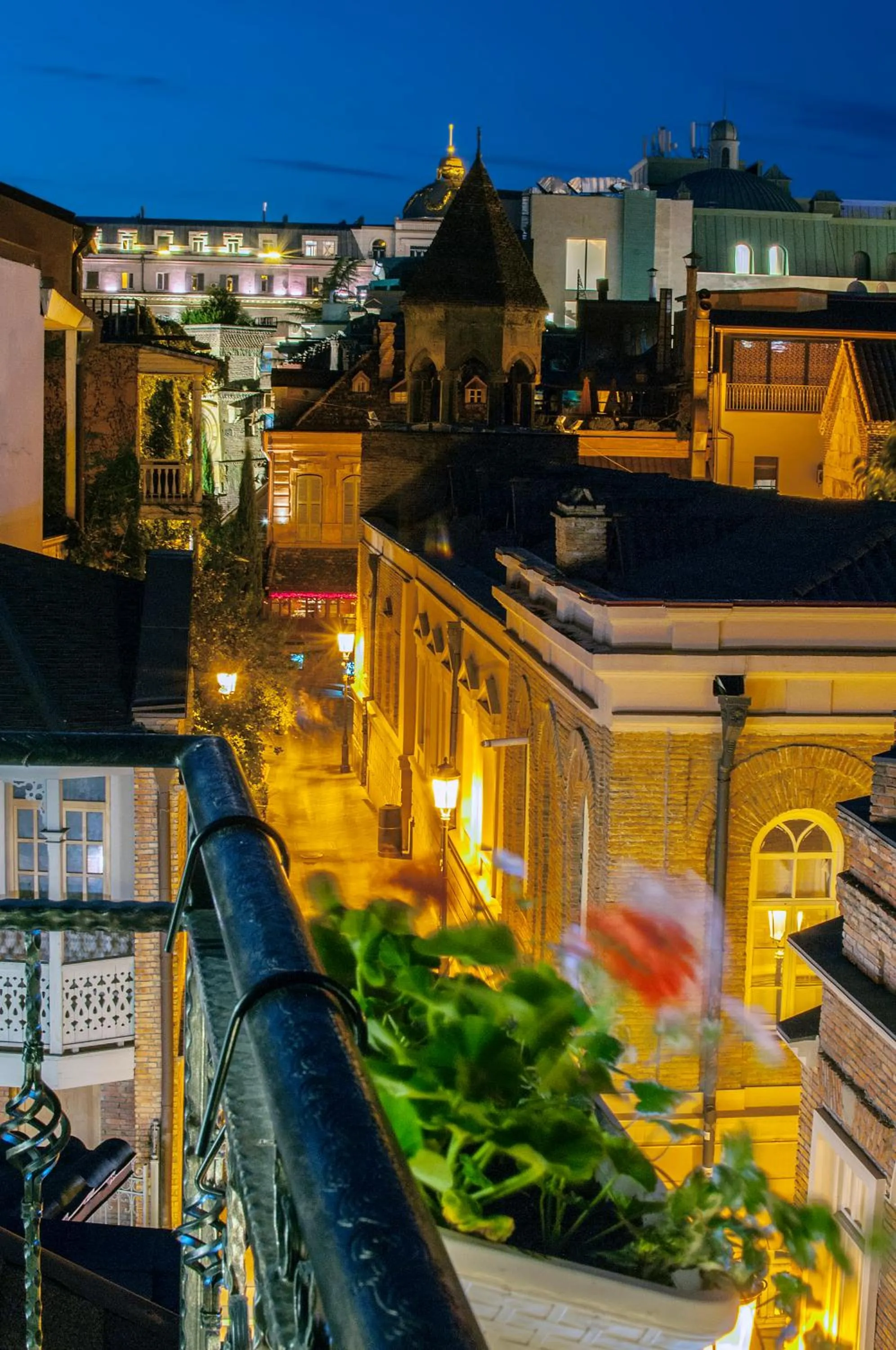 Neighbourhood in Hotel Opinion