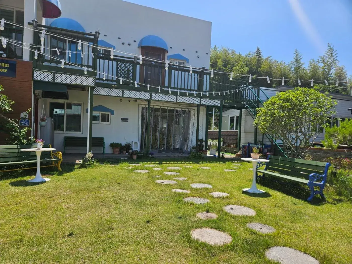 Bellus-Rose Pension Gyeongju Bellus-Rose Pension Gyeongju