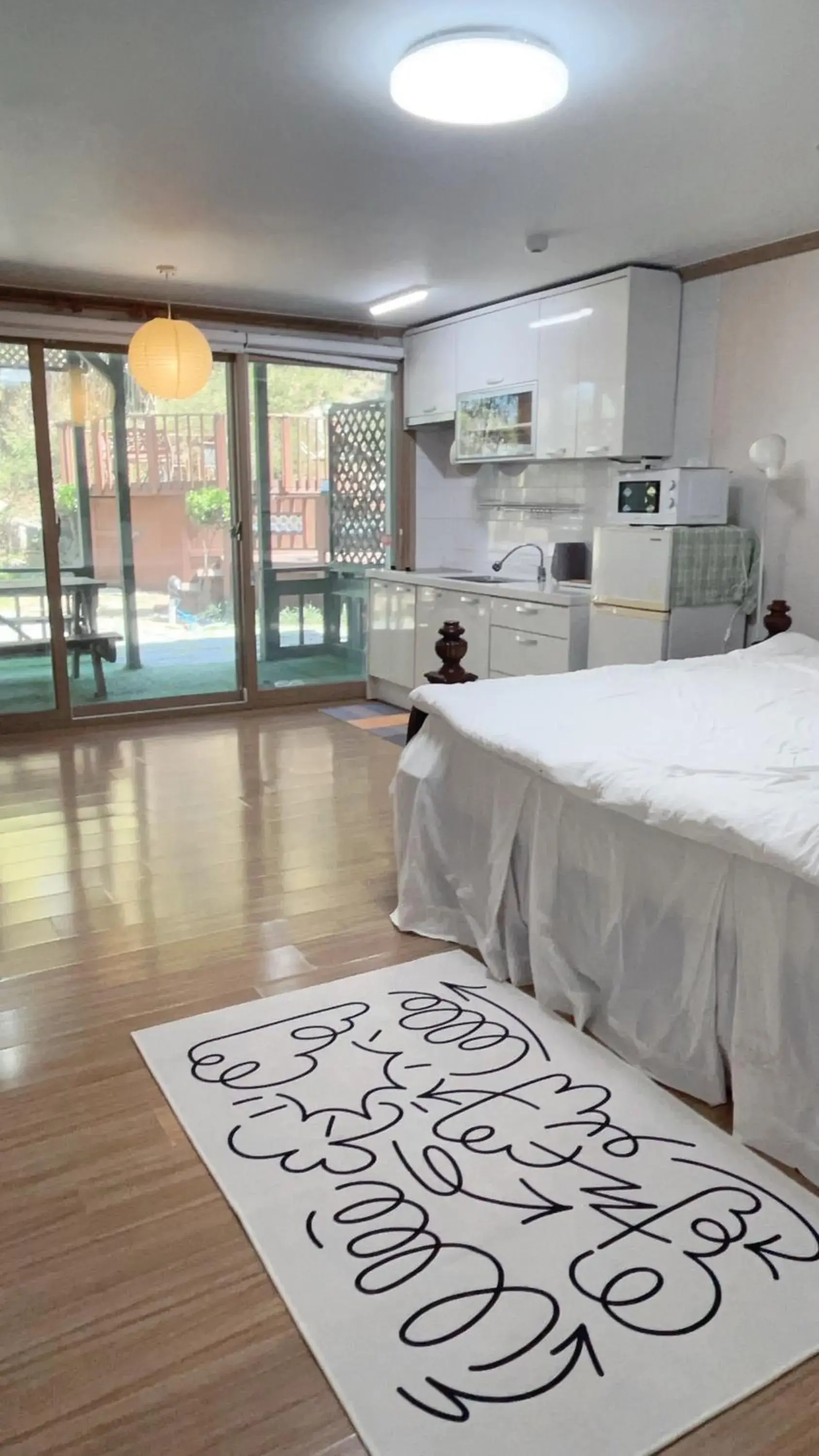 Bed in Bellus-Rose Pension Gyeongju Bed in Bellus-Rose Pension Gyeongju