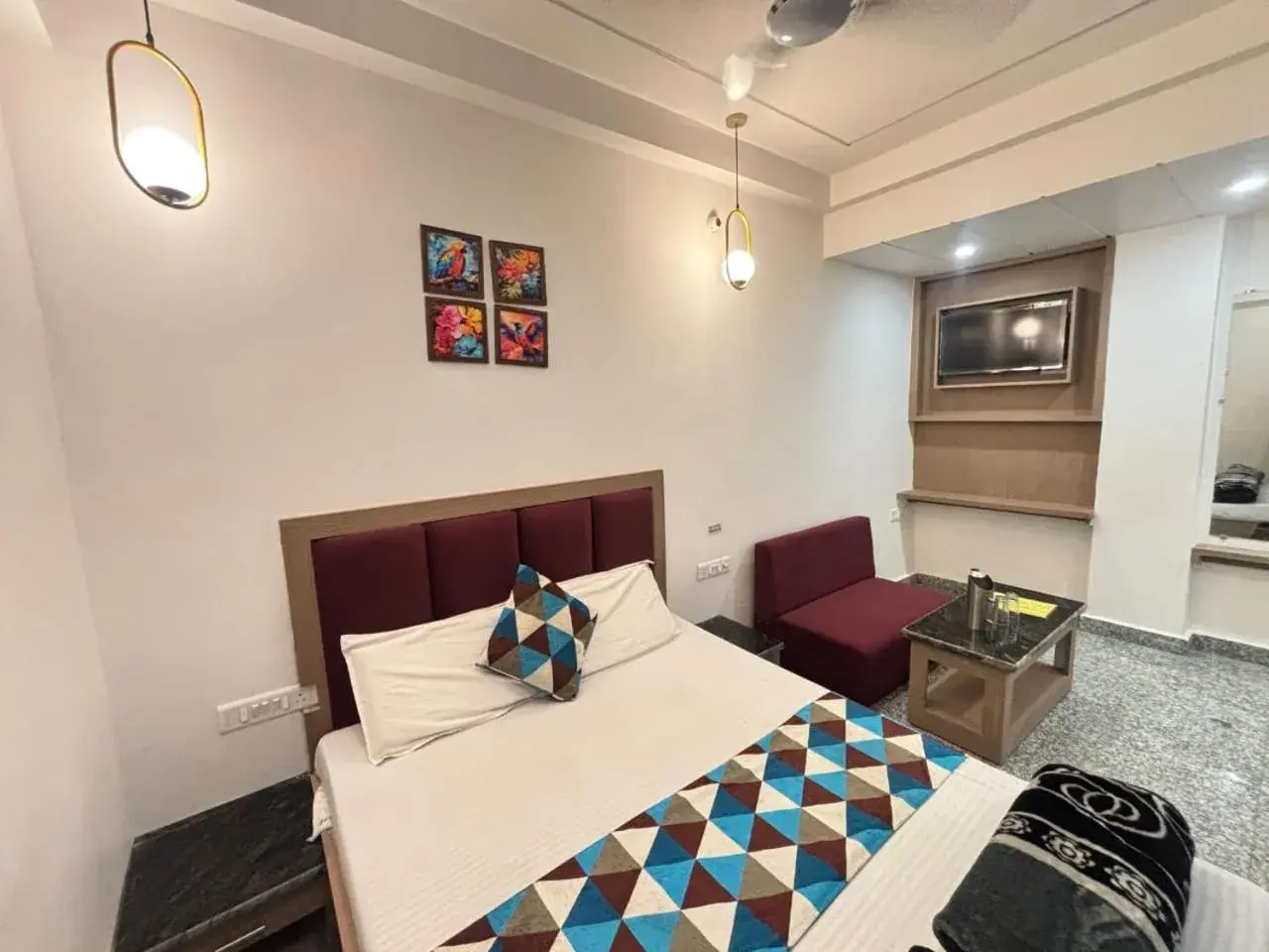 Bed in Luxmi Hotel Bed in Luxmi Hotel