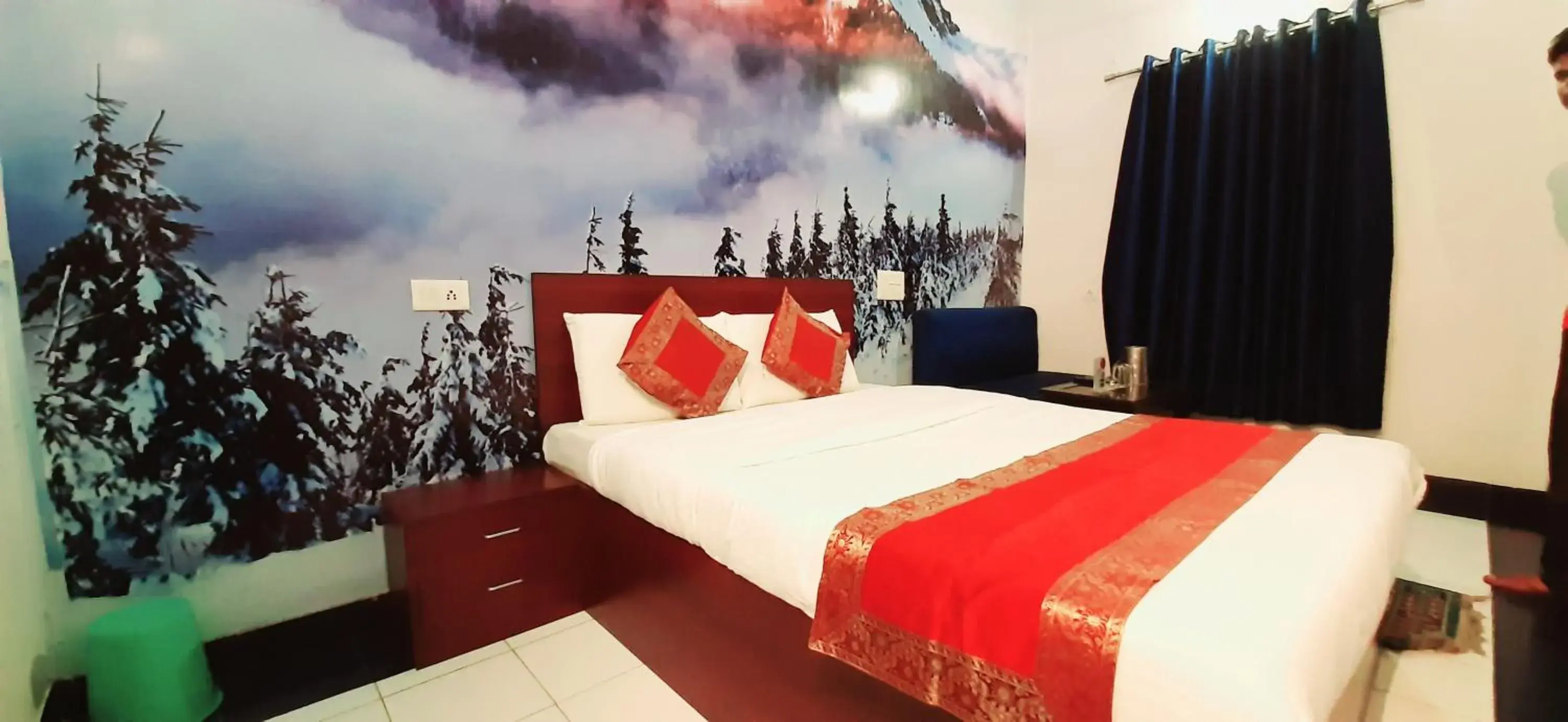 Bed in Luxmi Hotel Bed in Luxmi Hotel