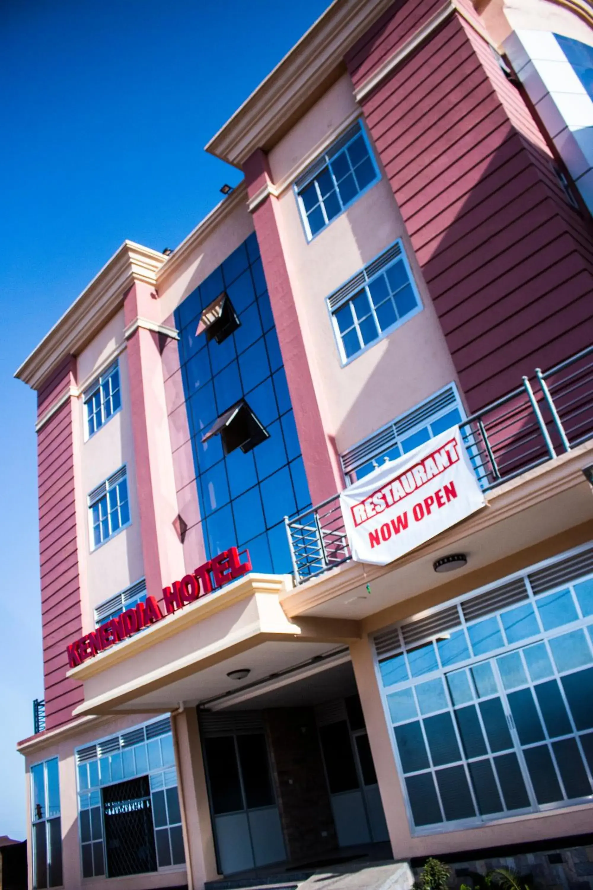Facade/entrance in Kenendia Hotel Facade/entrance in Kenendia Hotel