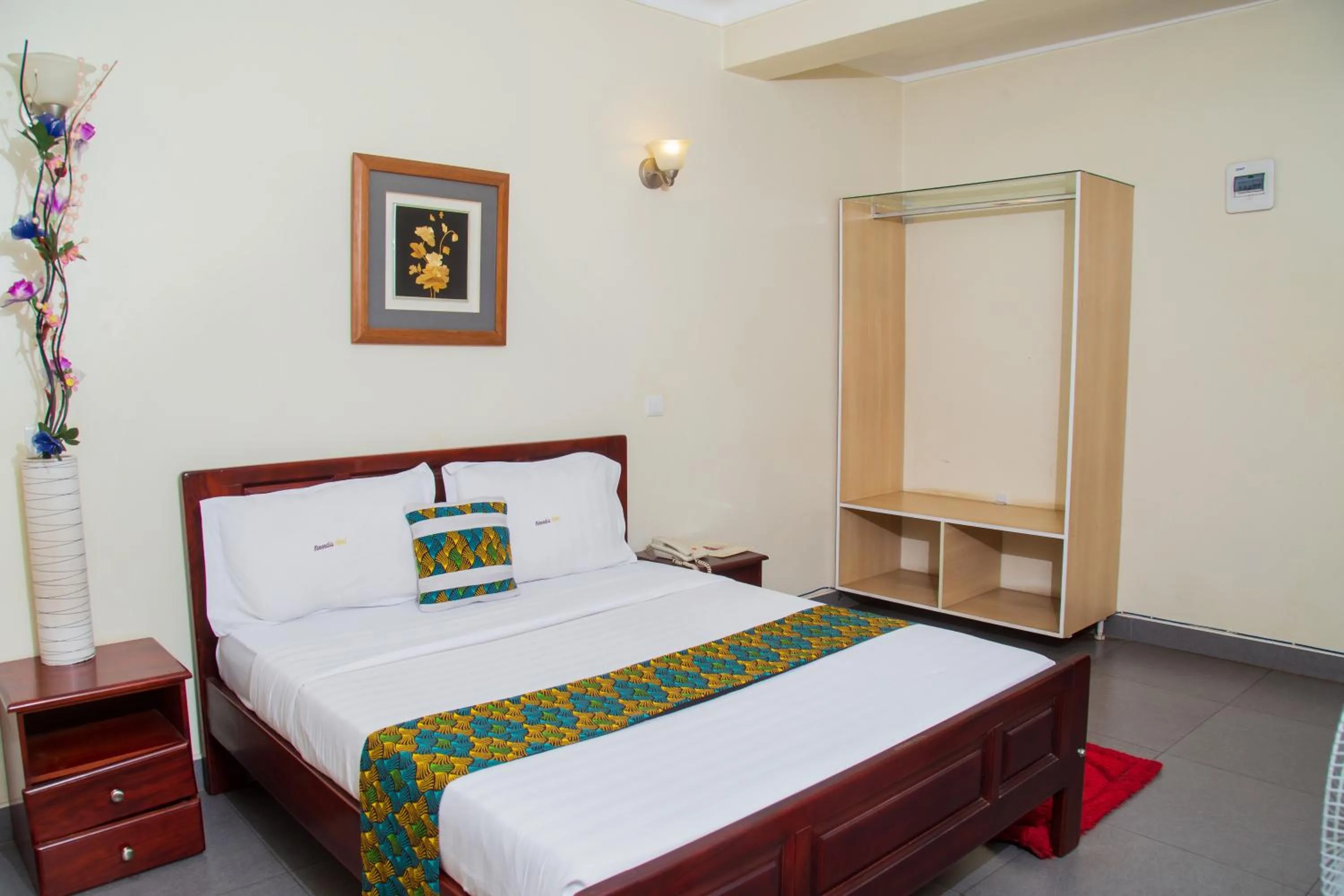 Bed in Kenendia Hotel