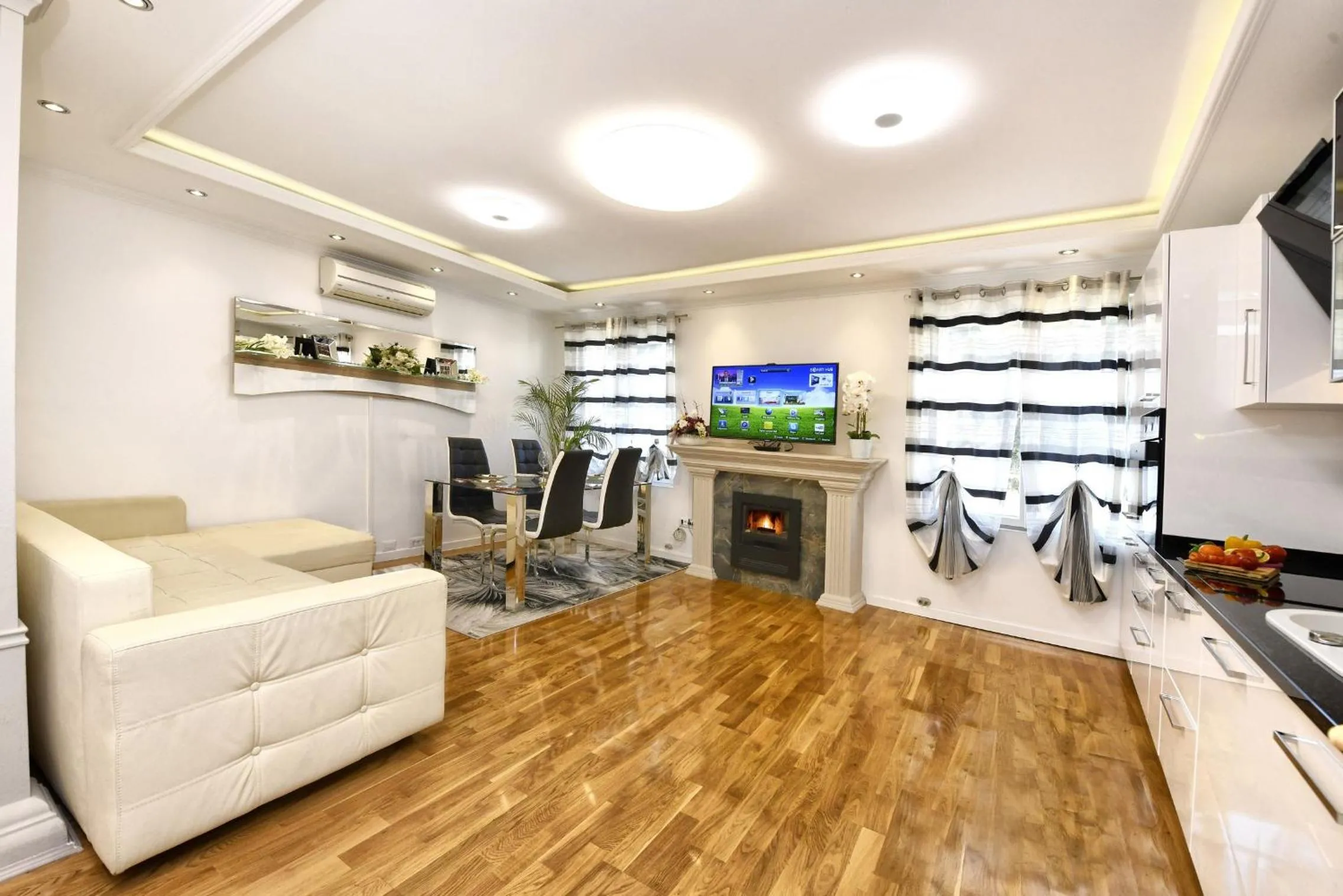 Communal lounge/ TV room in Apartment Markovski