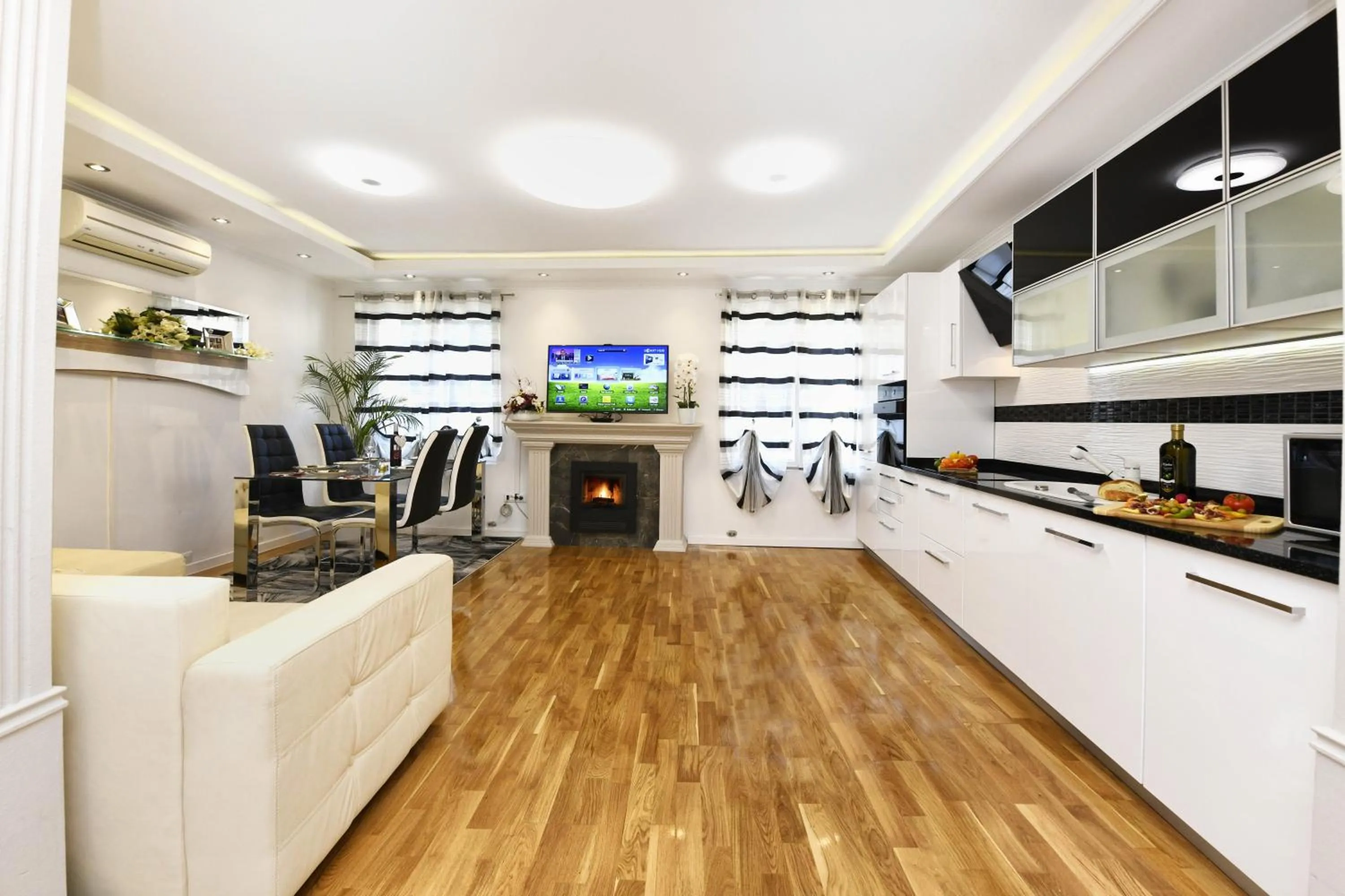 Photo of the whole room in Apartment Markovski