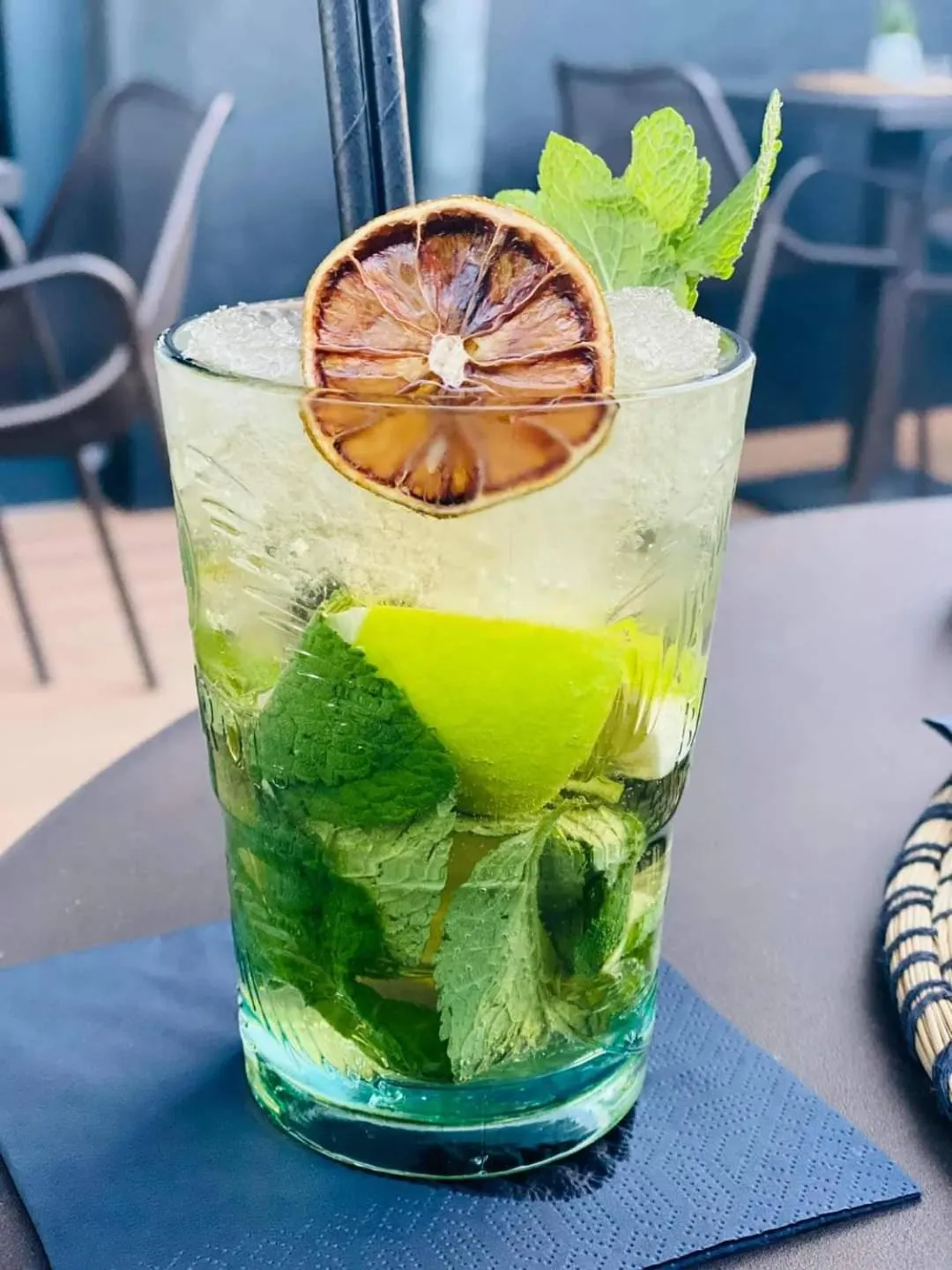 Lounge or bar in Skol l'Original