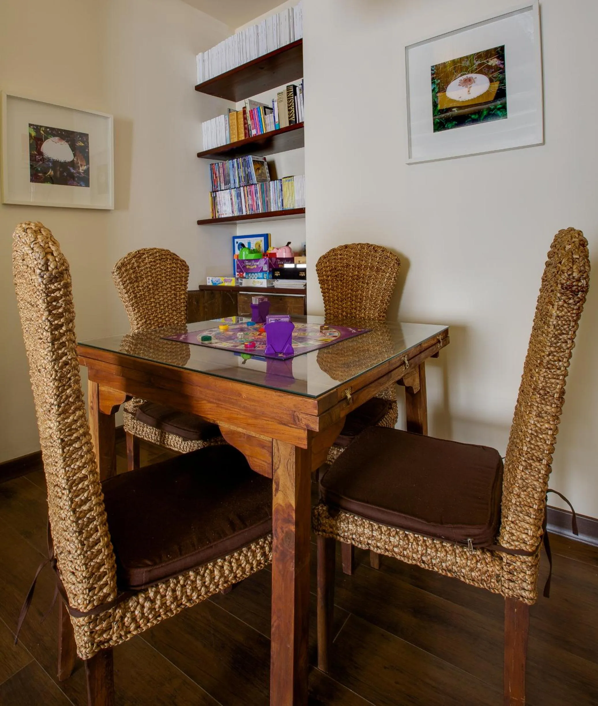 Communal lounge/ TV room in La Posada del Casar